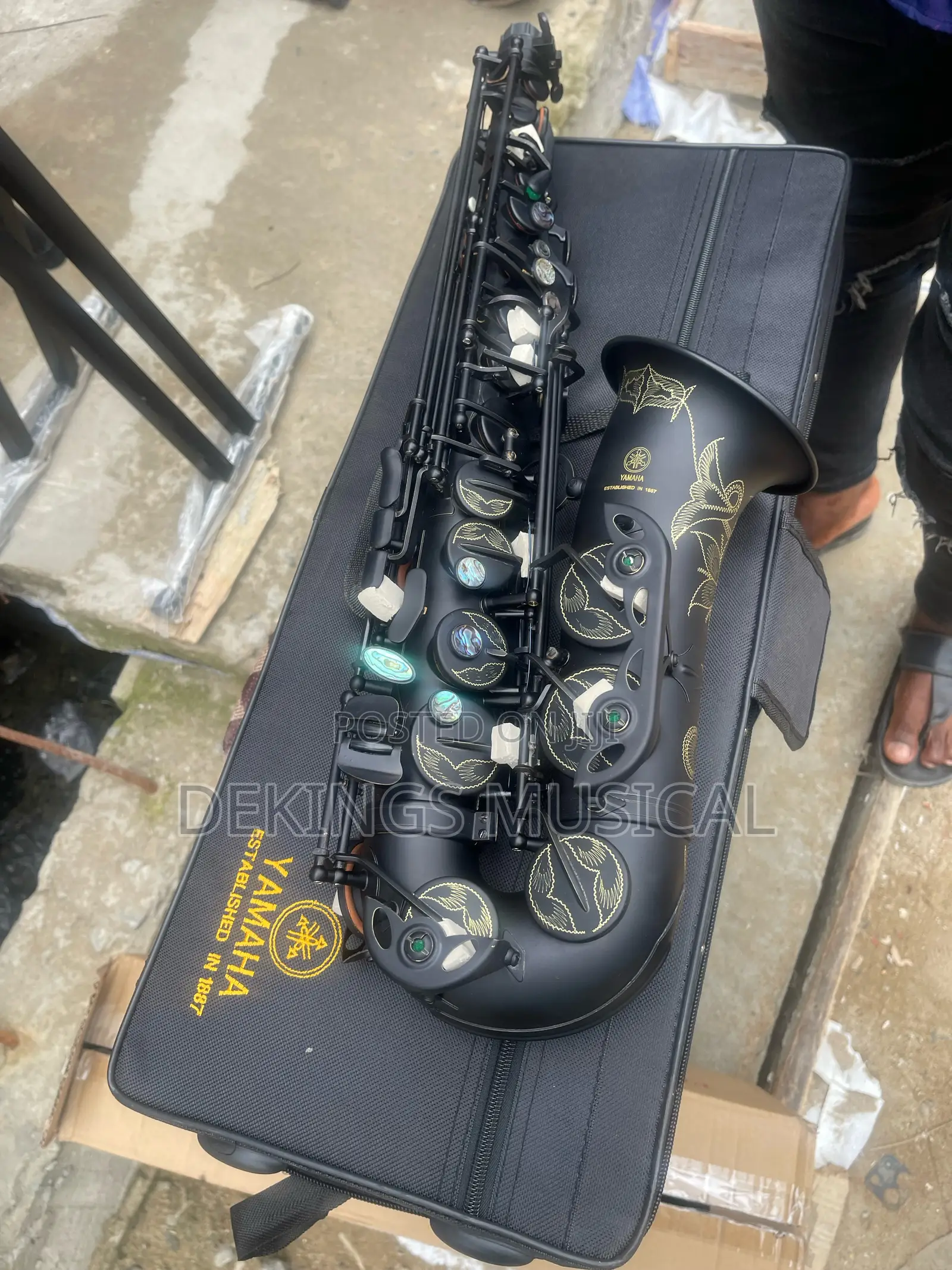 Yamaha Yas-280 Alto Saxophone Pro Sax