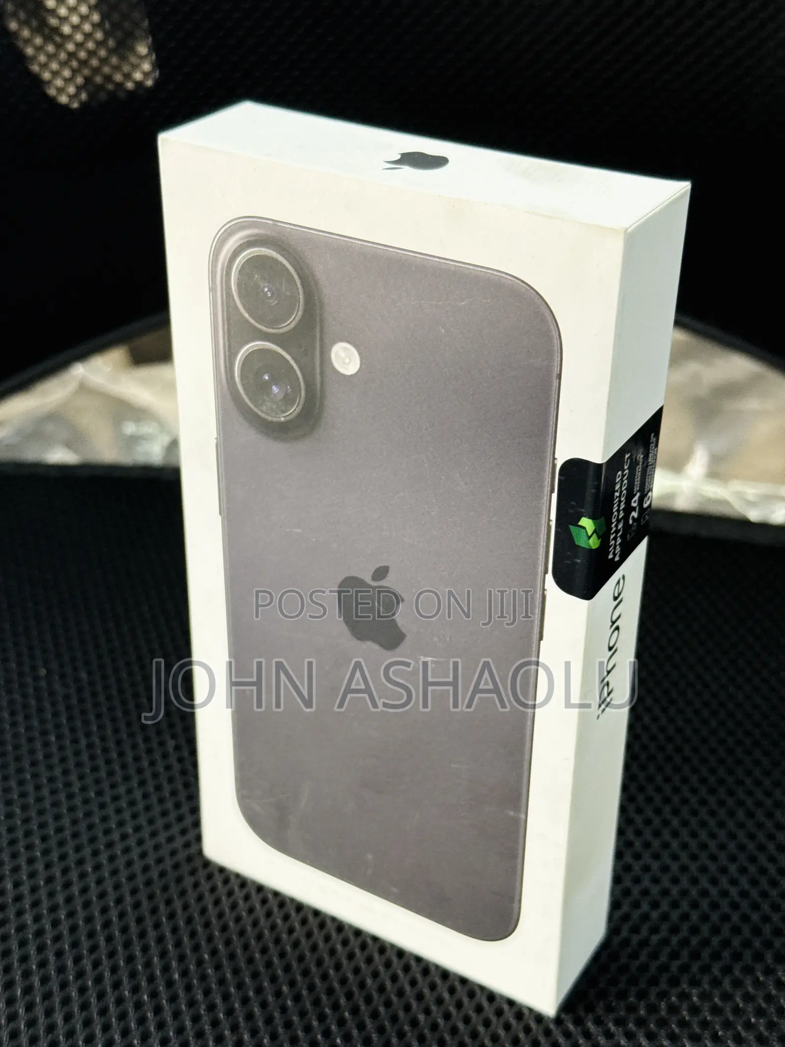 New Apple iPhone 16 256 GB Black