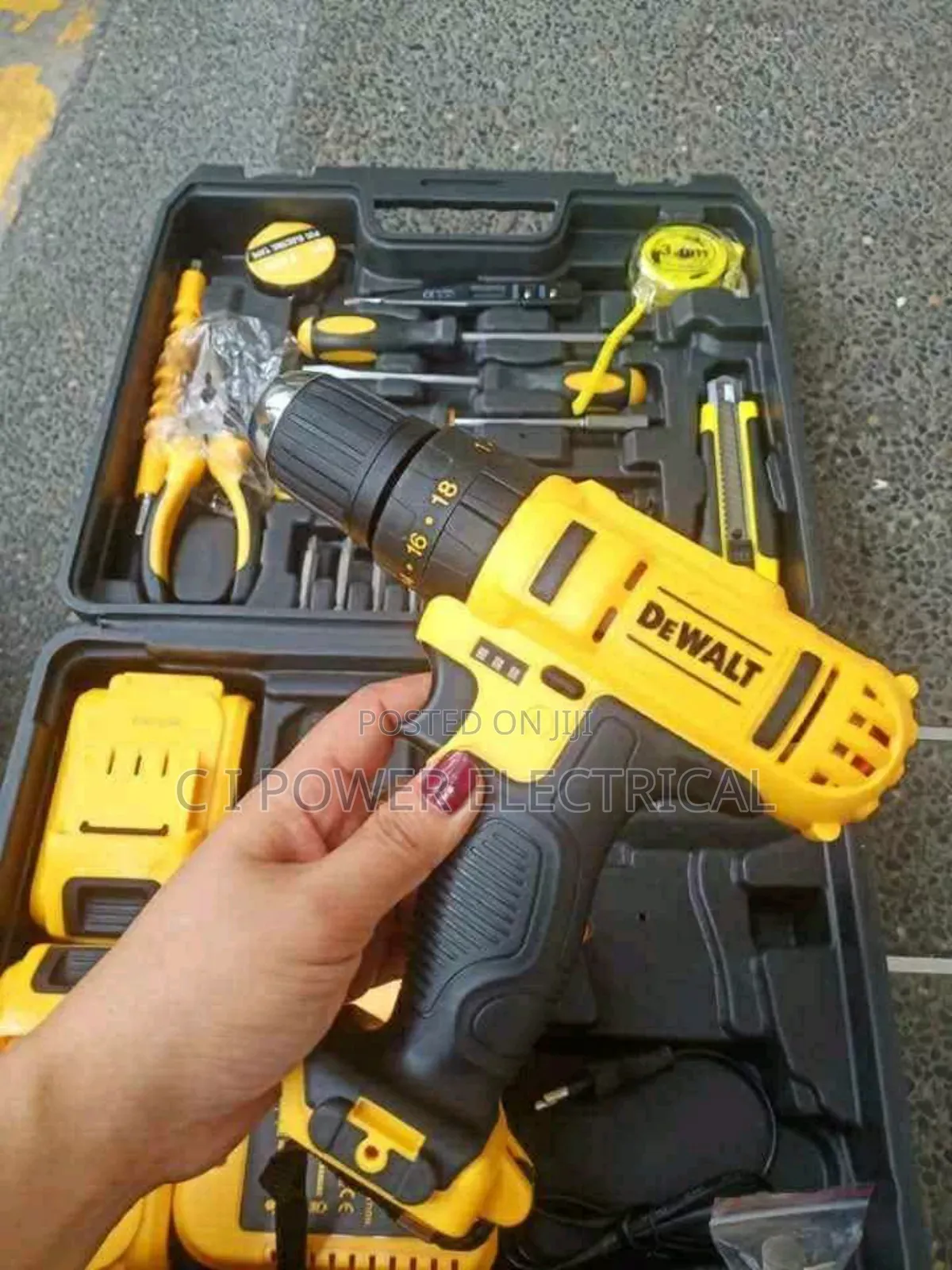 De Walt Cordless Drill Set