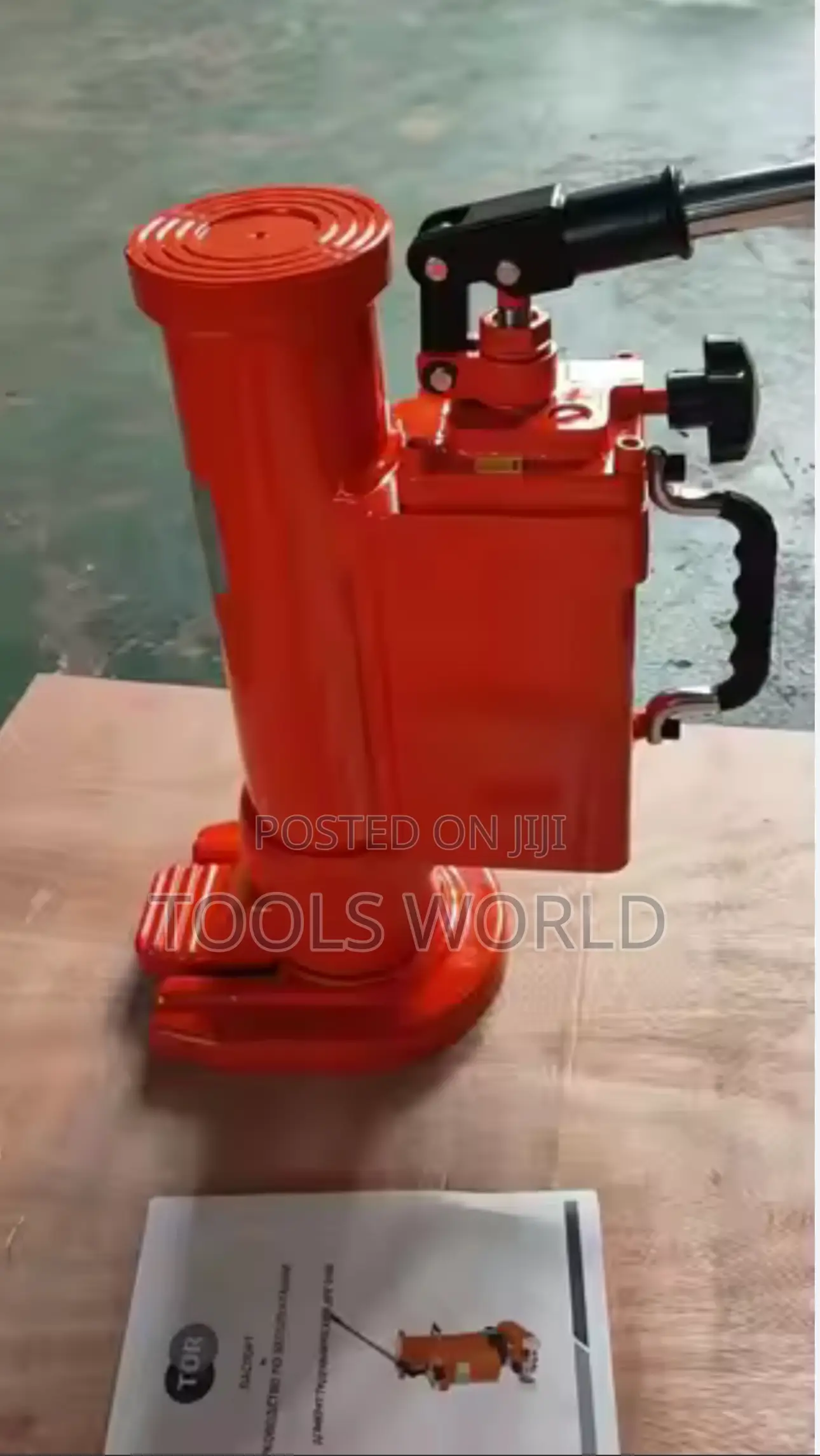 Heavy-Duty 10ton Hydraulic Toe Claw Jack Lift With Confidenc