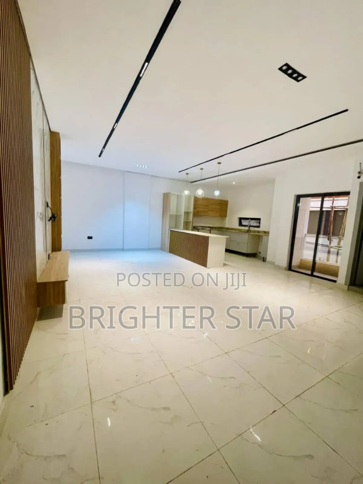 Furnished 2bdrm Maisonette in Lekki Phase 1 for sale