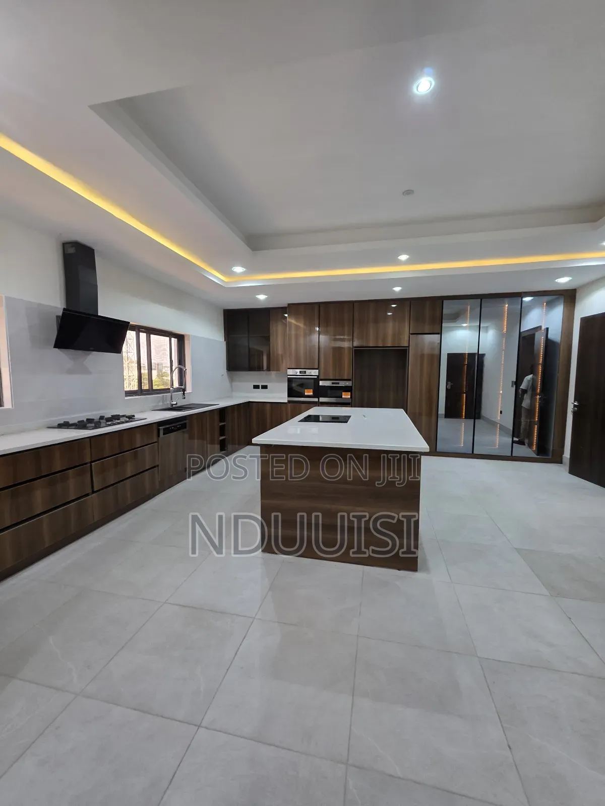 5bdrm Maisonette in Old Ikoyi for sale