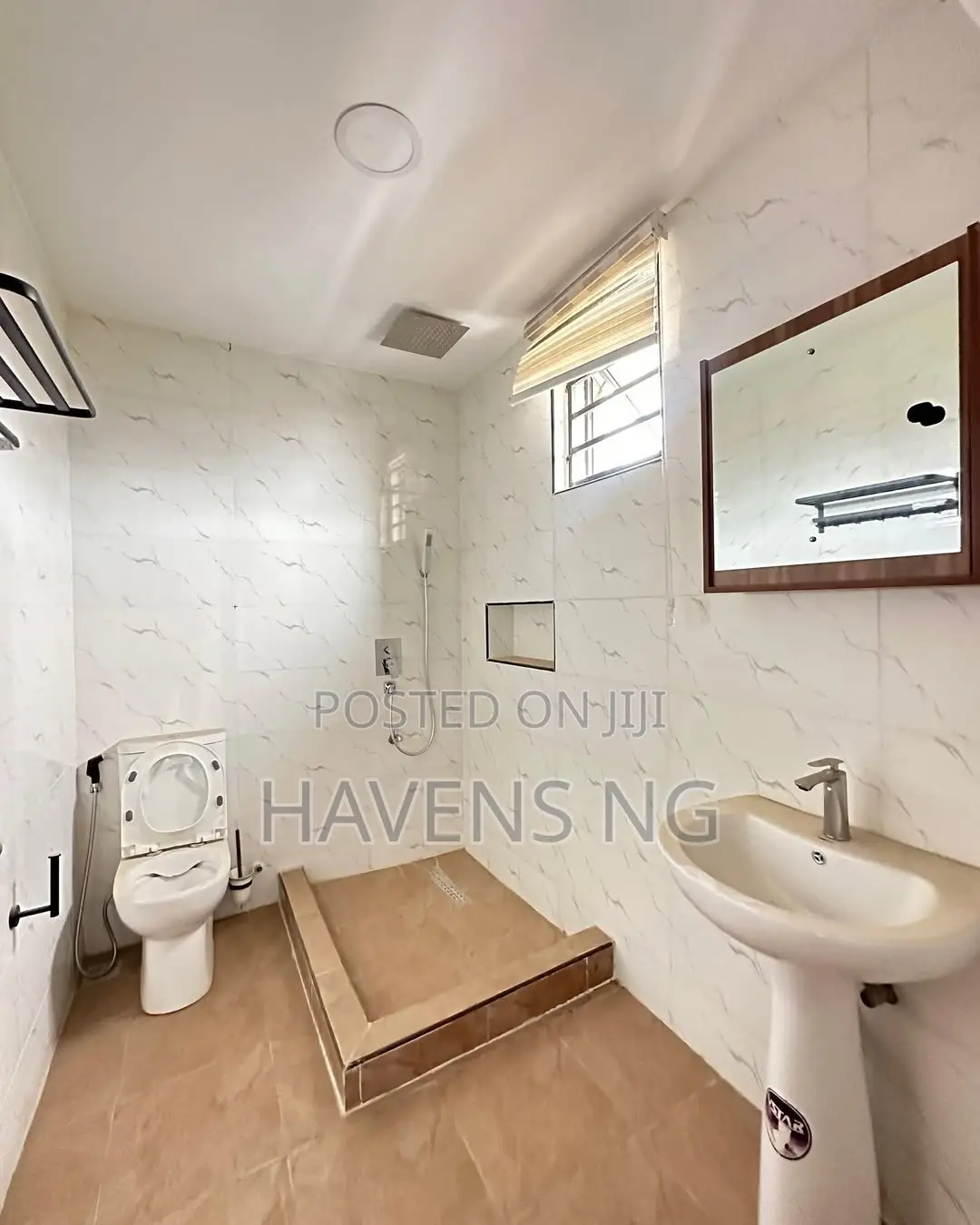 Furnished 4bdrm Duplex in Ikate for sale