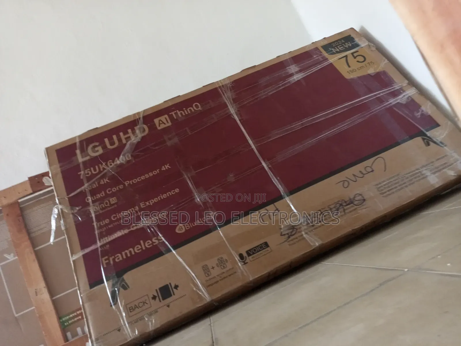 75inches Lg Smart Freamless Ultra Tv