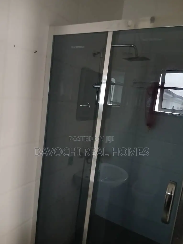 Mini Flat in Harris Drive, Lekki Phase 2 for rent