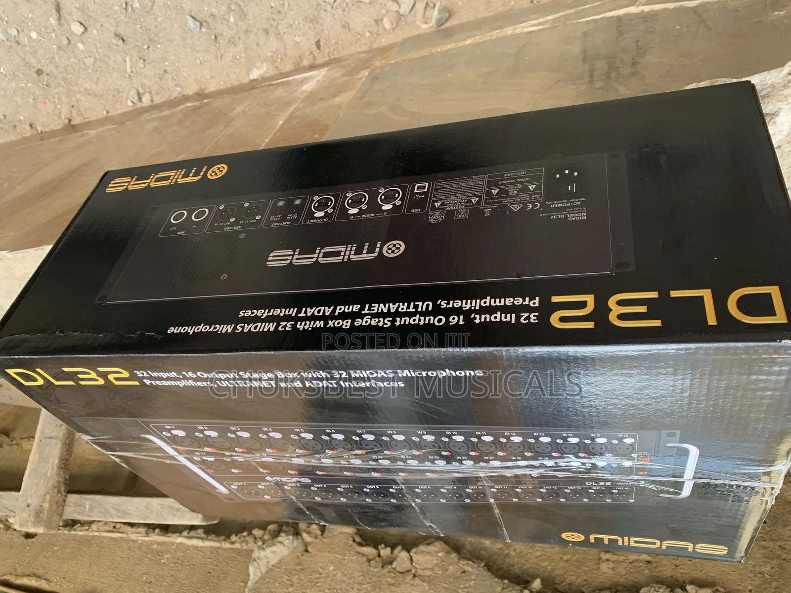 Midas Di32 Stage Box With 32 Midas Mic Preamps