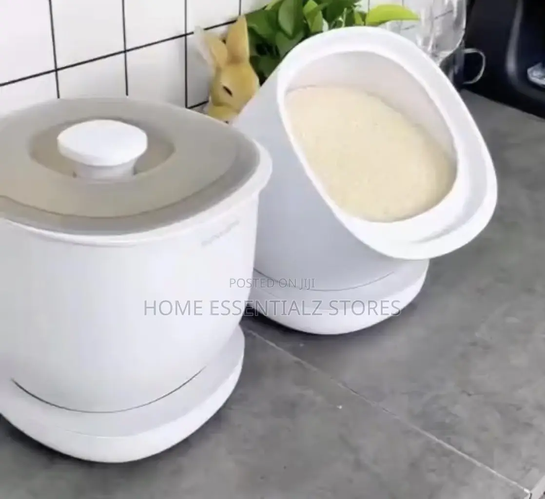Flipping Grain Rice Bucket