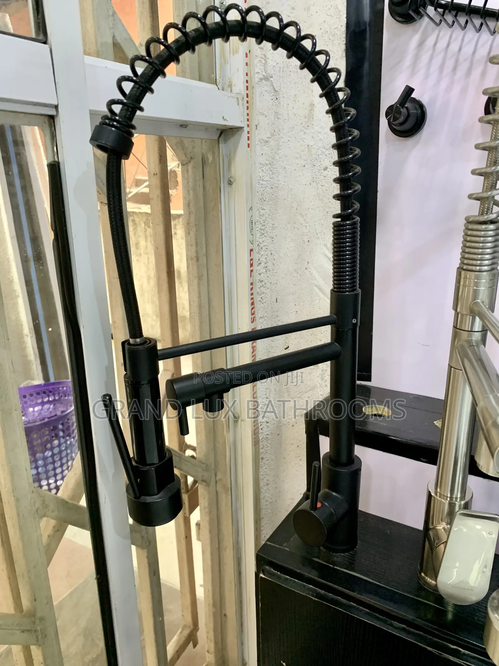 Dual-Function Industrial-Style Kitchen Faucet – Matte Black