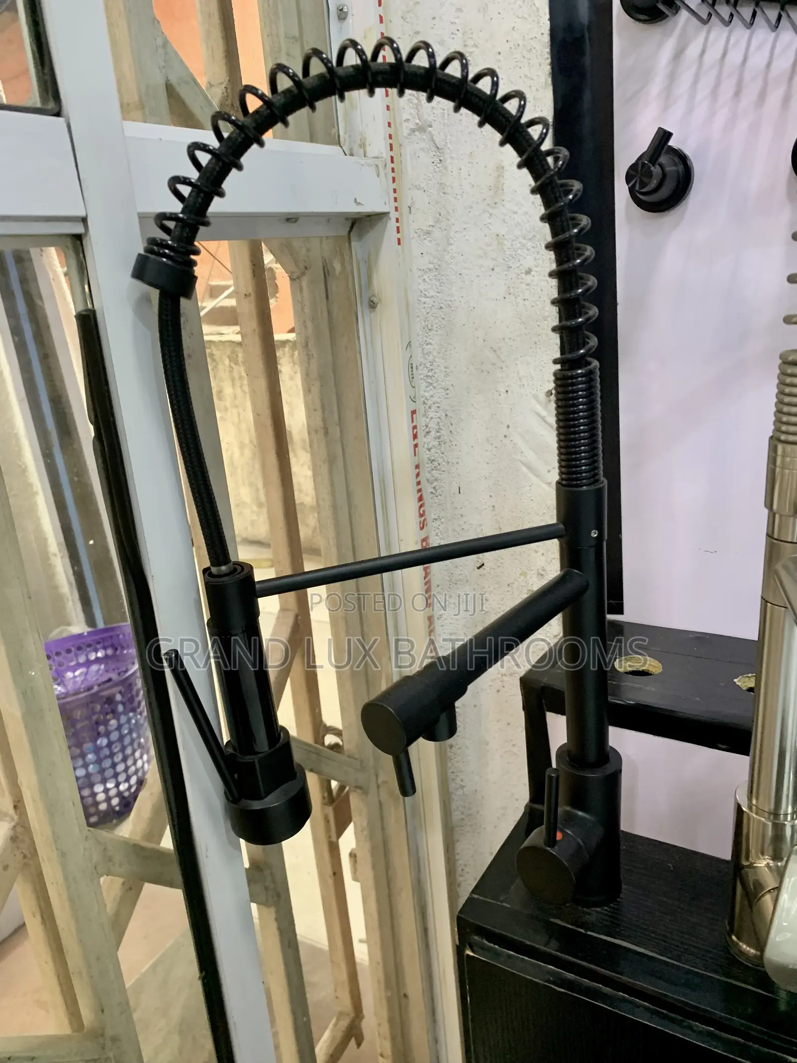 Dual-Function Industrial-Style Kitchen Faucet – Matte Black