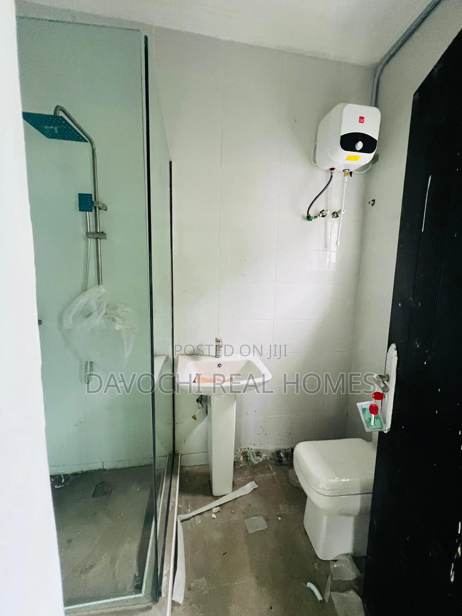 3bdrm Apartment in Chevron Toll Gate for rent