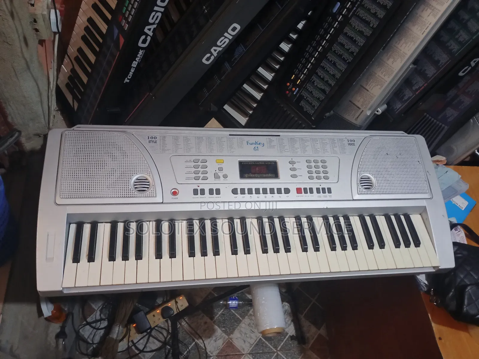 Original Uk Used Learners 5 Octave Keyboard