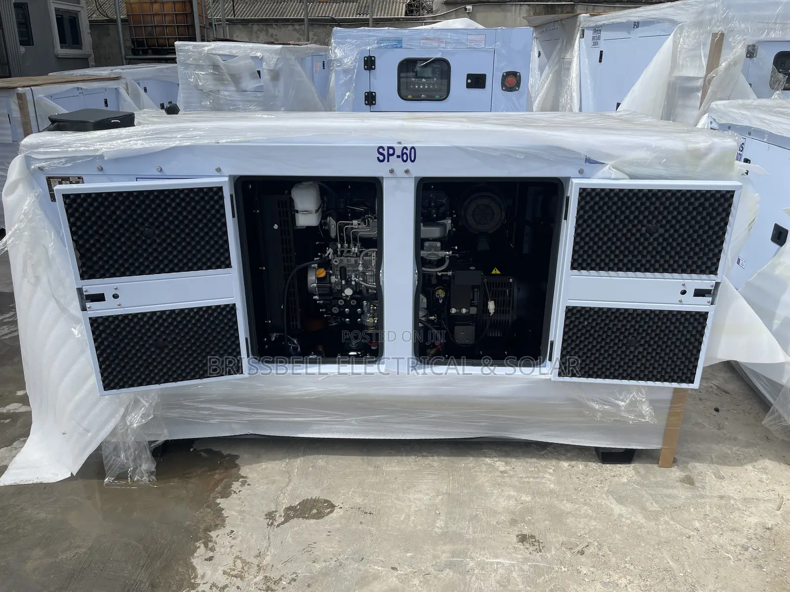 Heavy-duty England Perkins Soundproof Diesel Generator 60kva