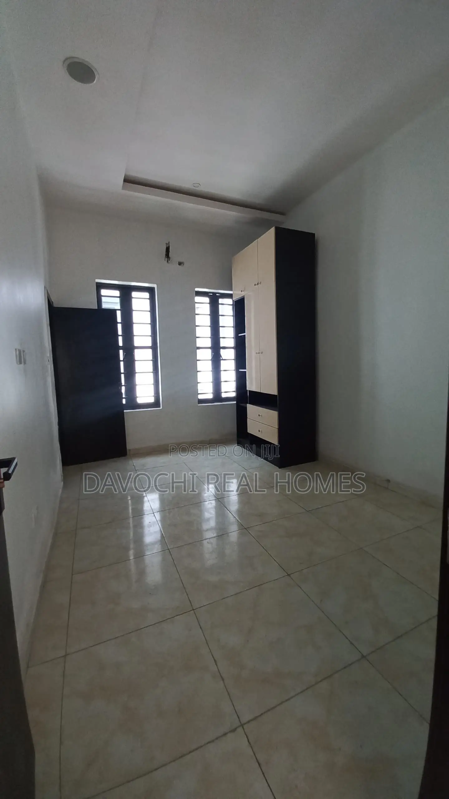 1bdrm Apartment in Orchid Road., Lekki Phase 2 for rent