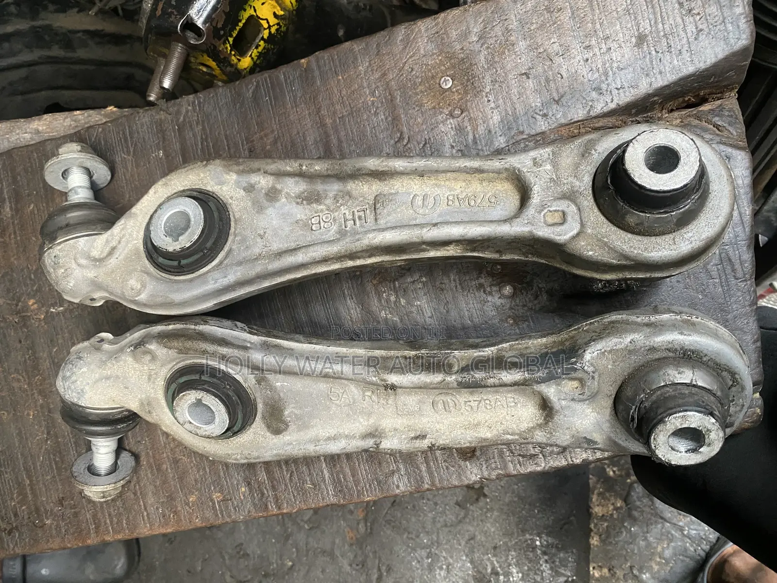 Upper Arm Jeep Cherokee 2022