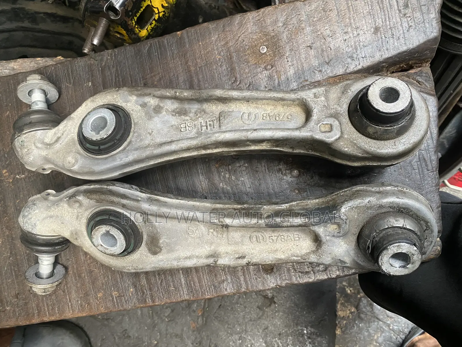 Upper Arm Jeep Cherokee 2022