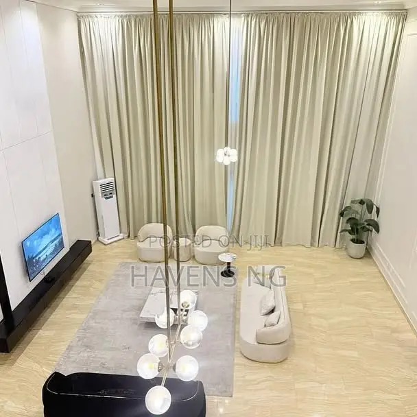 Luxury 4-bedroom Penthouse | Short Stay
