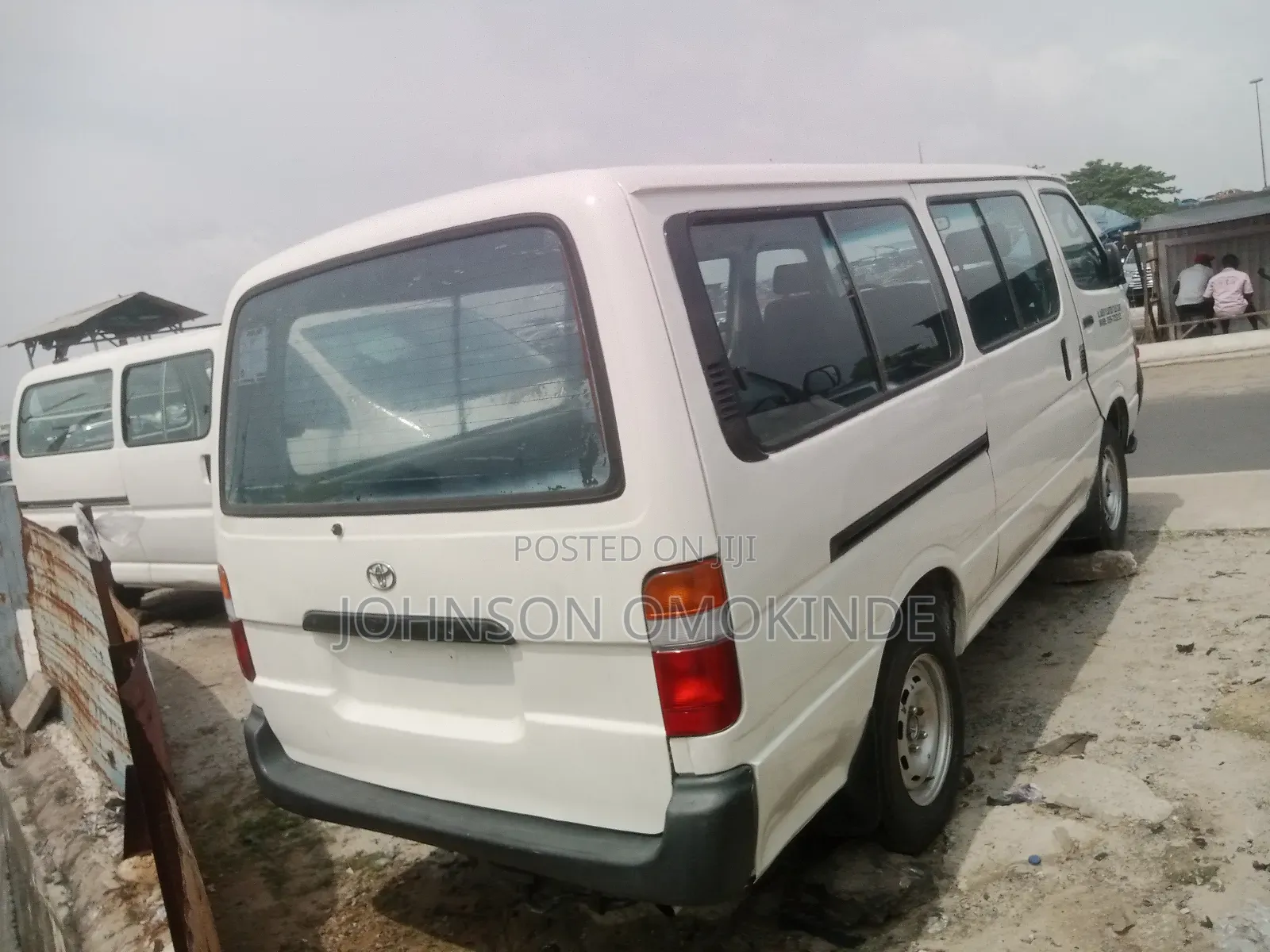 Toyota HiAce 1999 White