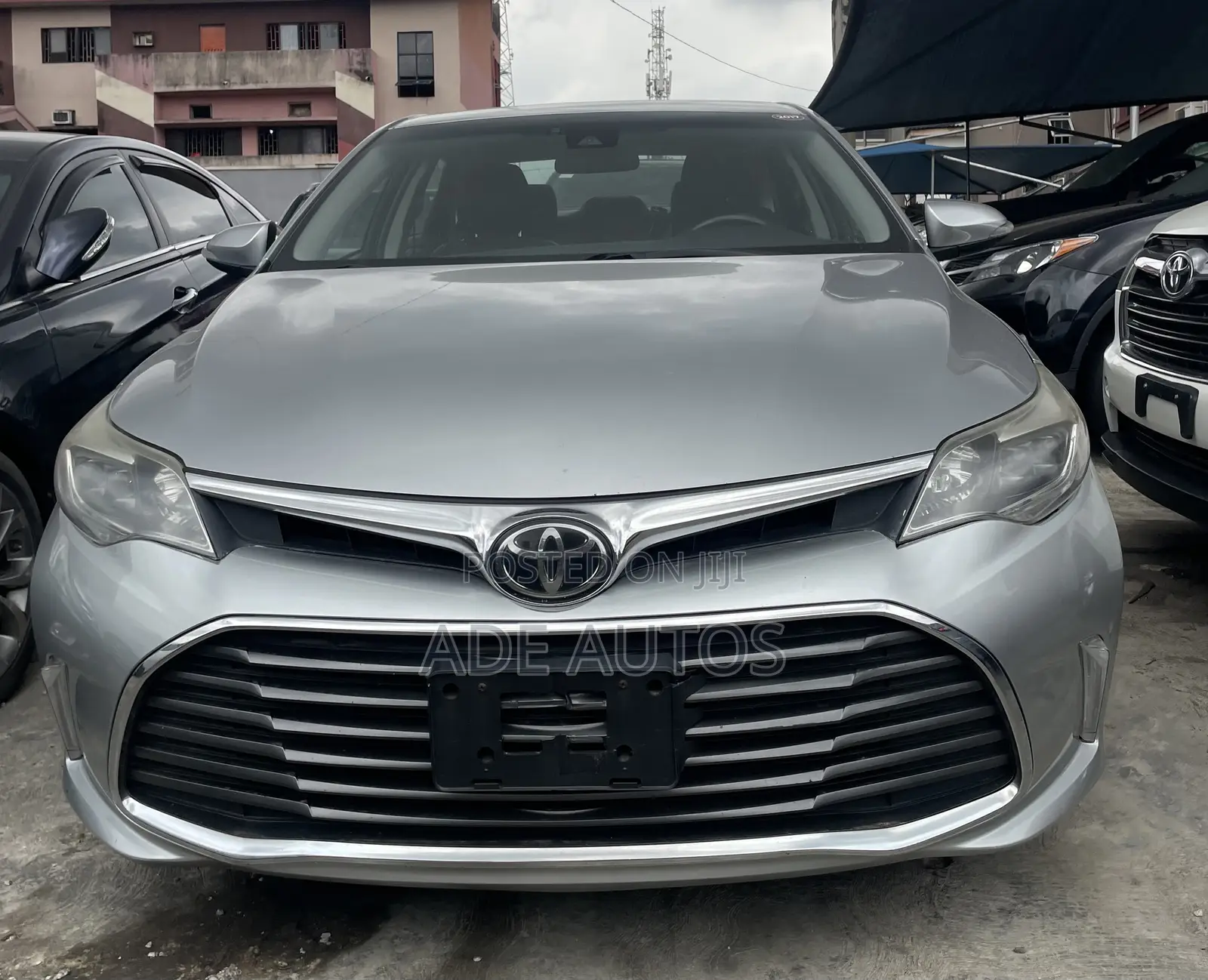 Toyota Avalon XLE Sedan FWD (3.5L 6cyl 6A) 2017 Silver
