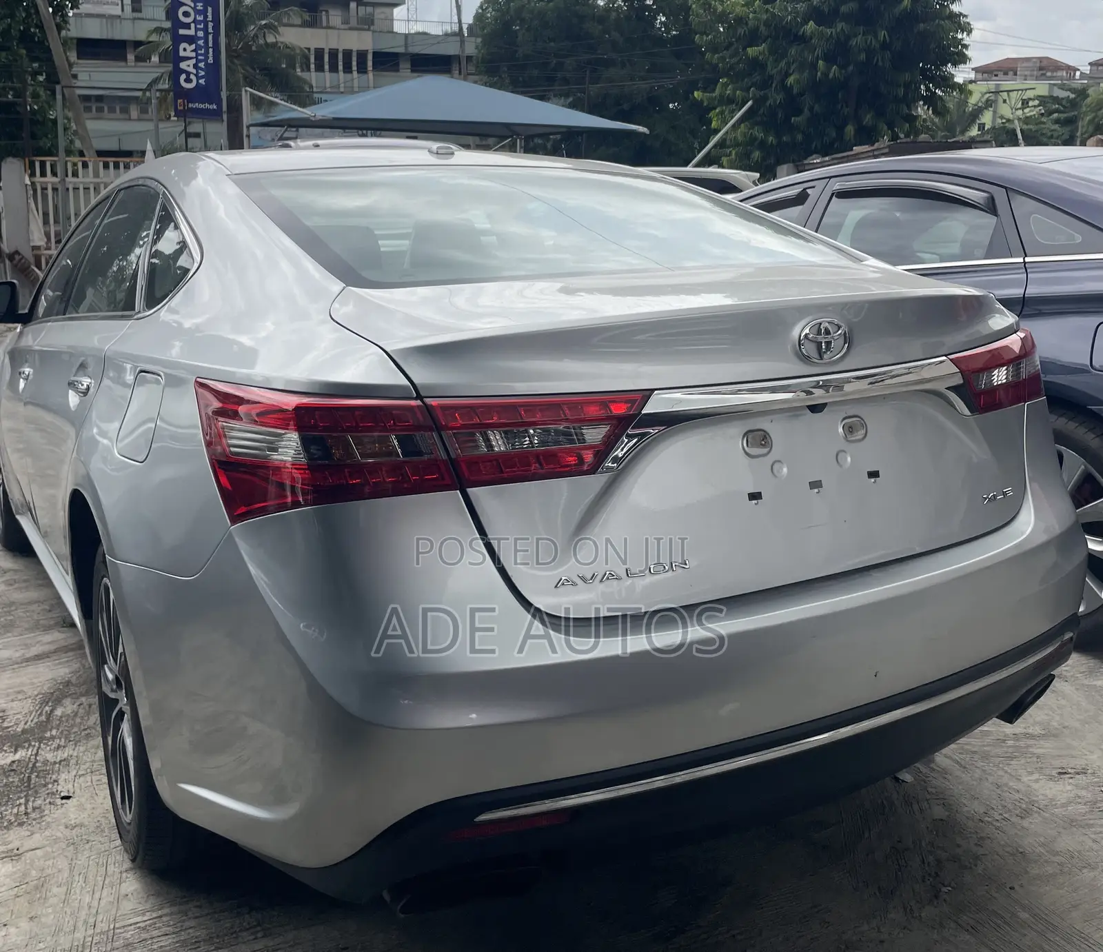 Toyota Avalon XLE Sedan FWD (3.5L 6cyl 6A) 2017 Silver