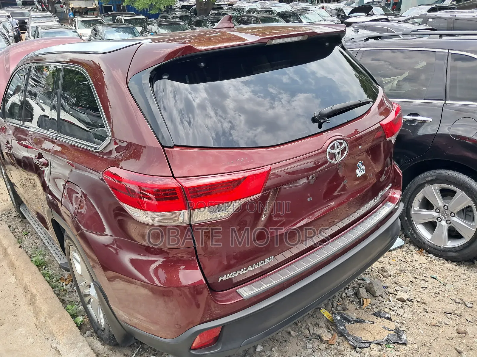 Toyota Highlander Limited V6 4x2 (3.5L 6cyl 6A) 2016 Red