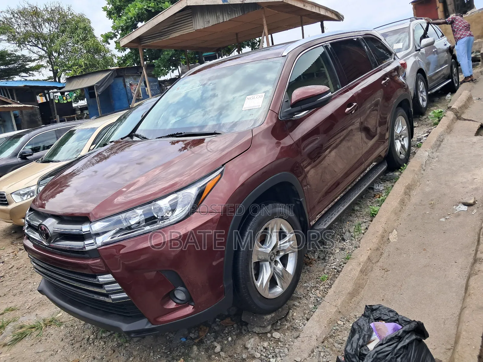 Toyota Highlander Limited V6 4x2 (3.5L 6cyl 6A) 2016 Red