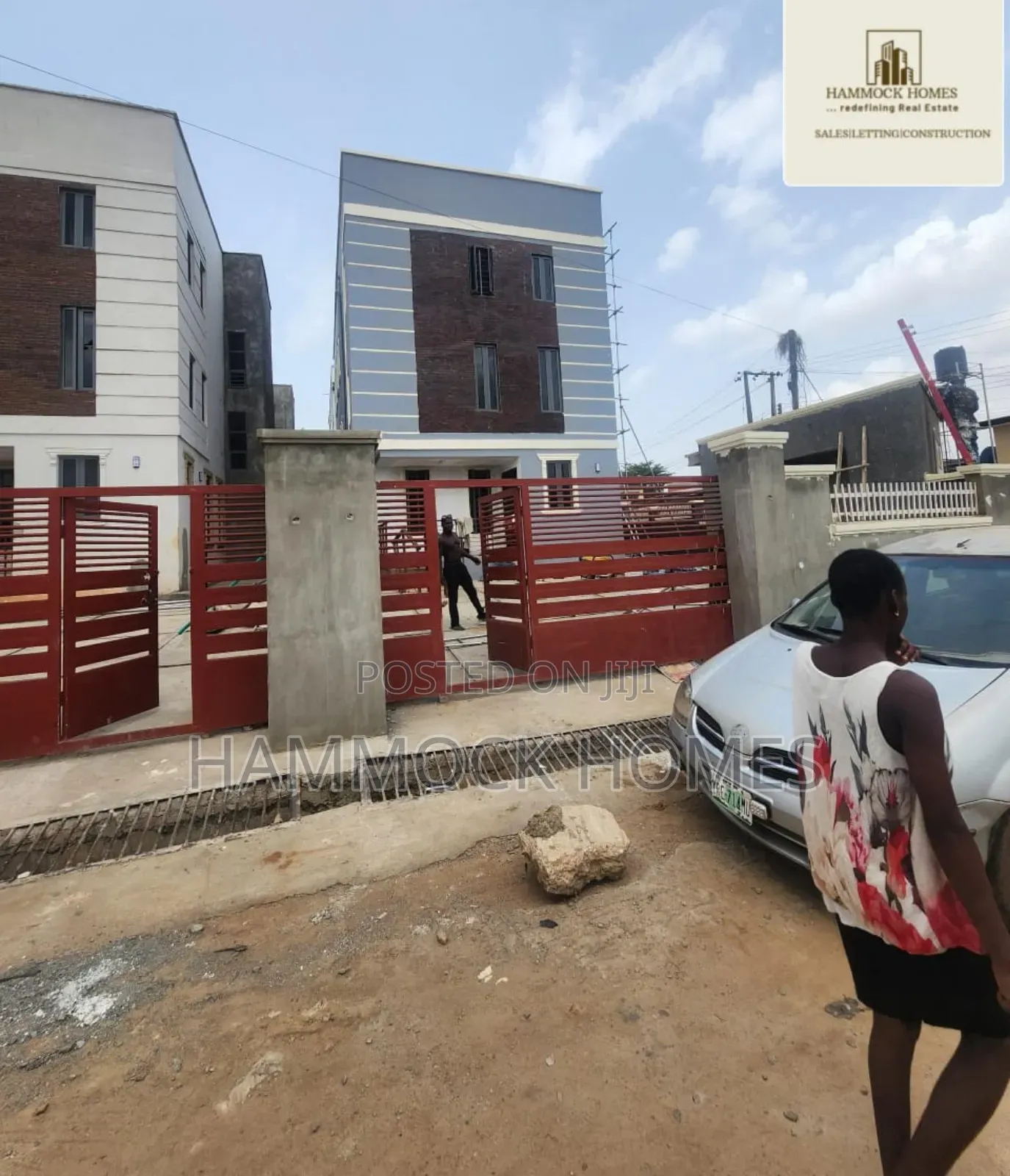 4bdrm Penthouse in New Bodija Estate for sale