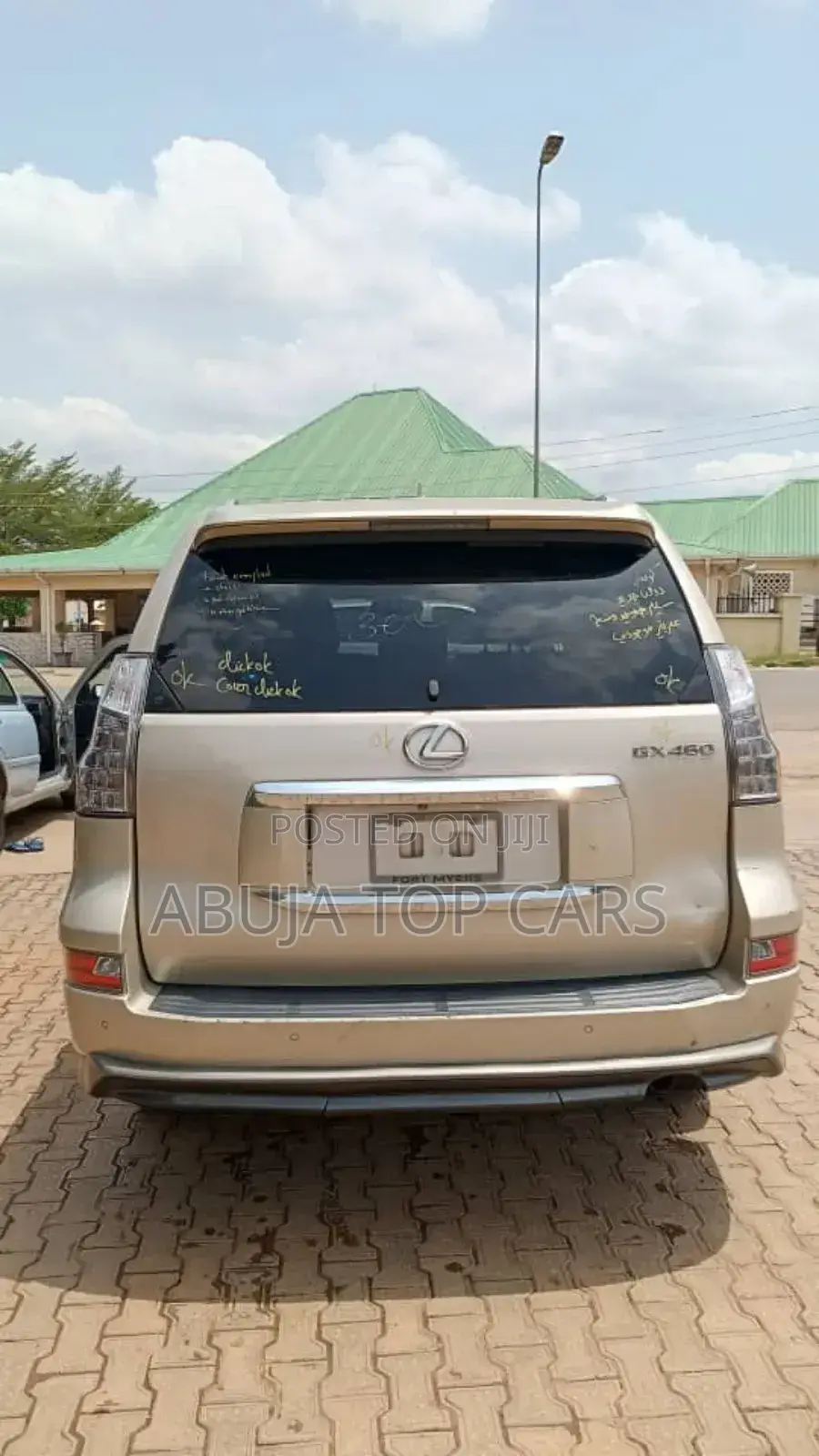 Lexus GX 460 Base 2018 Gold