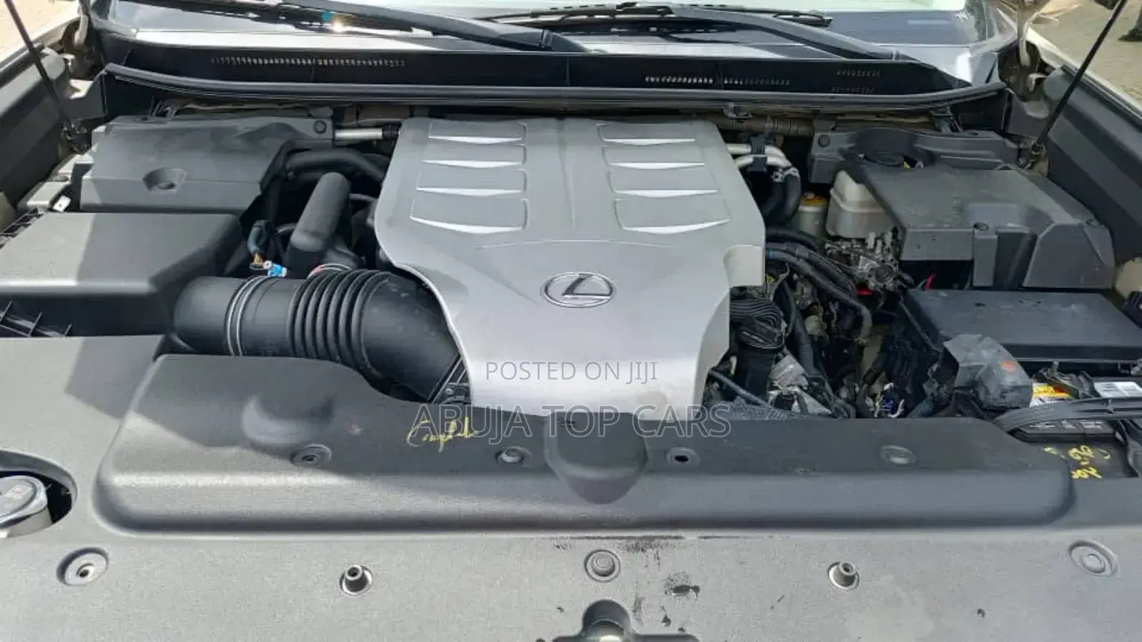 Lexus GX 460 Base 2018 Gold