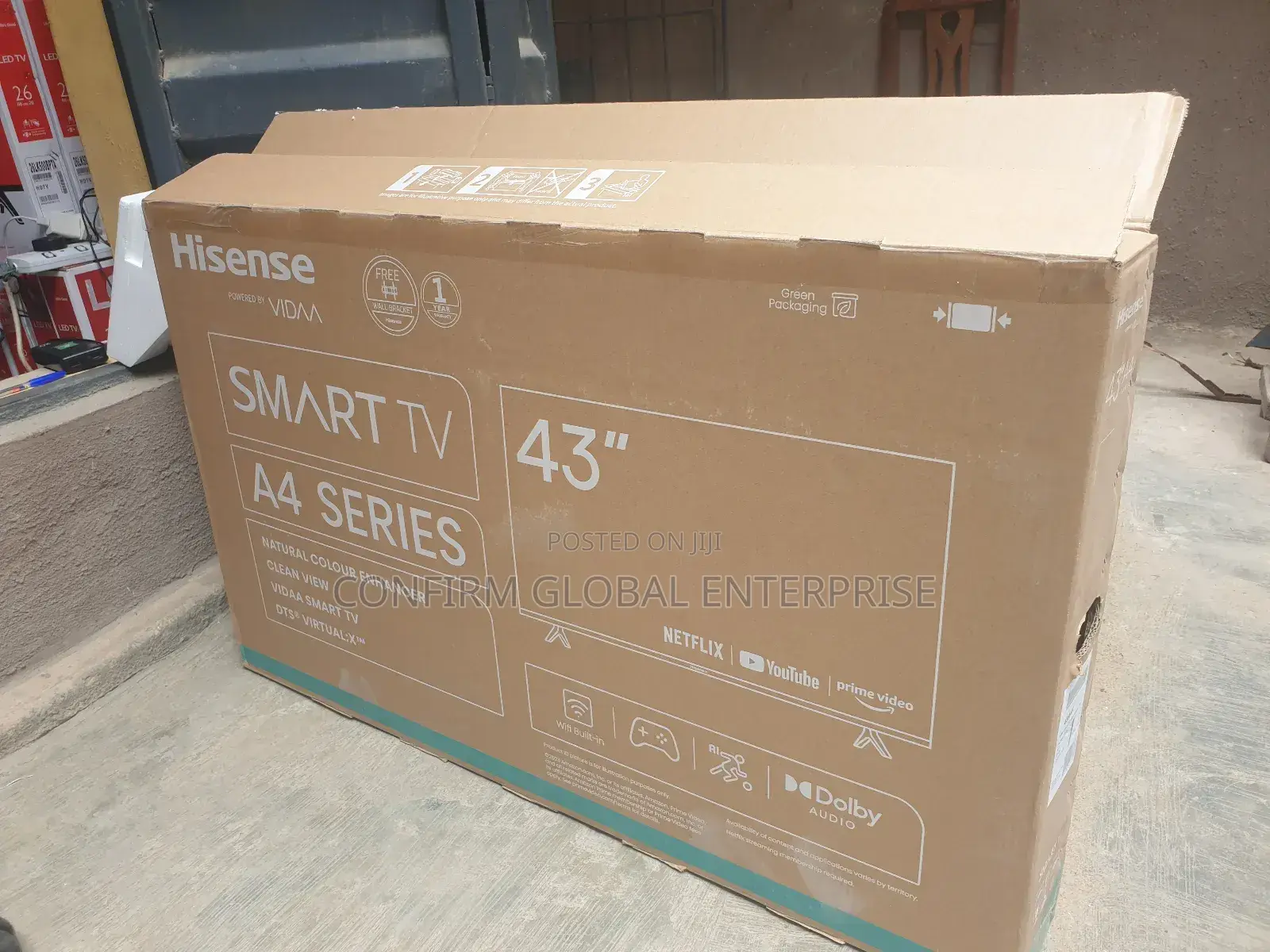 Complete Hisense 43" Smart Tv With Warranty