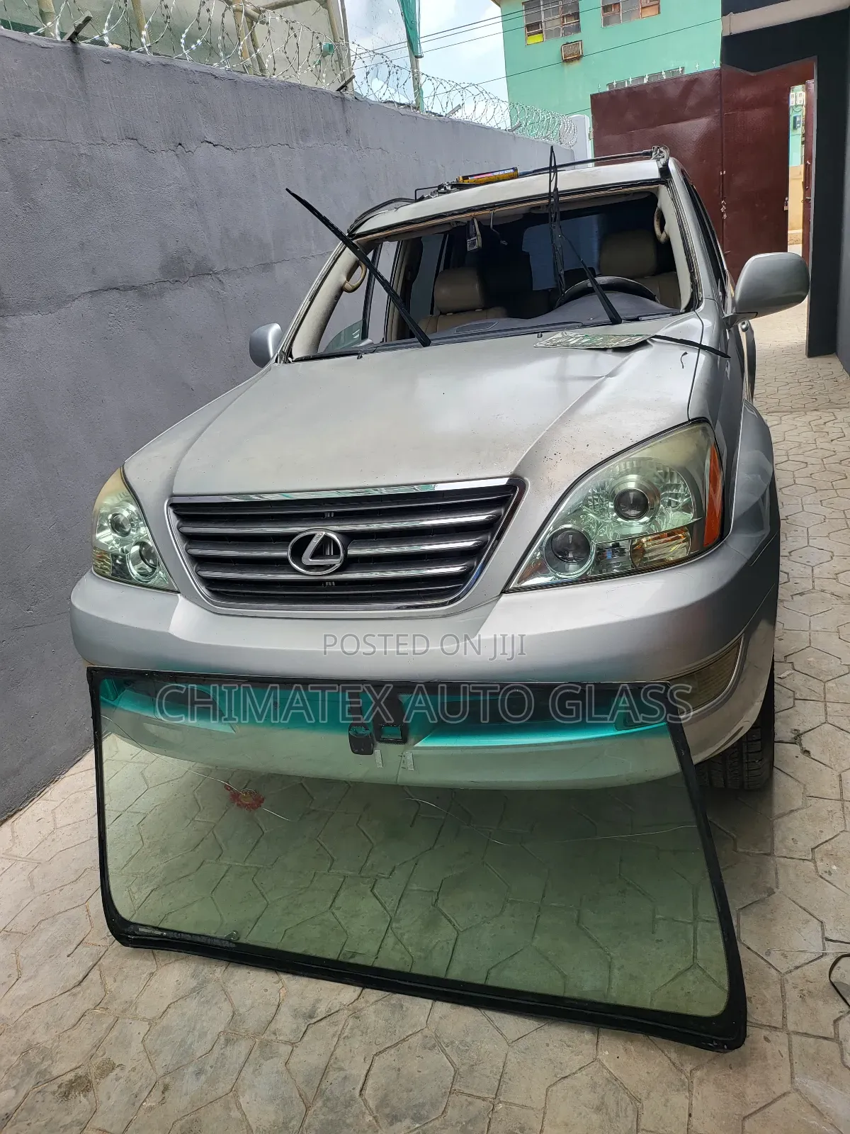Prado 2010 Windscreen Glass We Deliver and Install