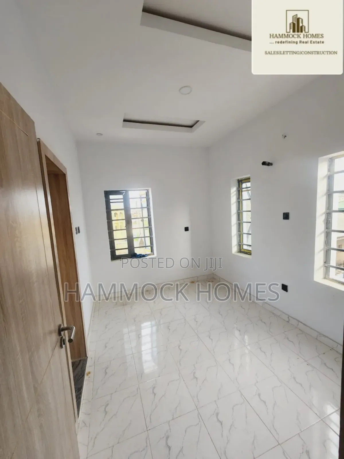 4bdrm Duplex in Oluyole Estate for sale