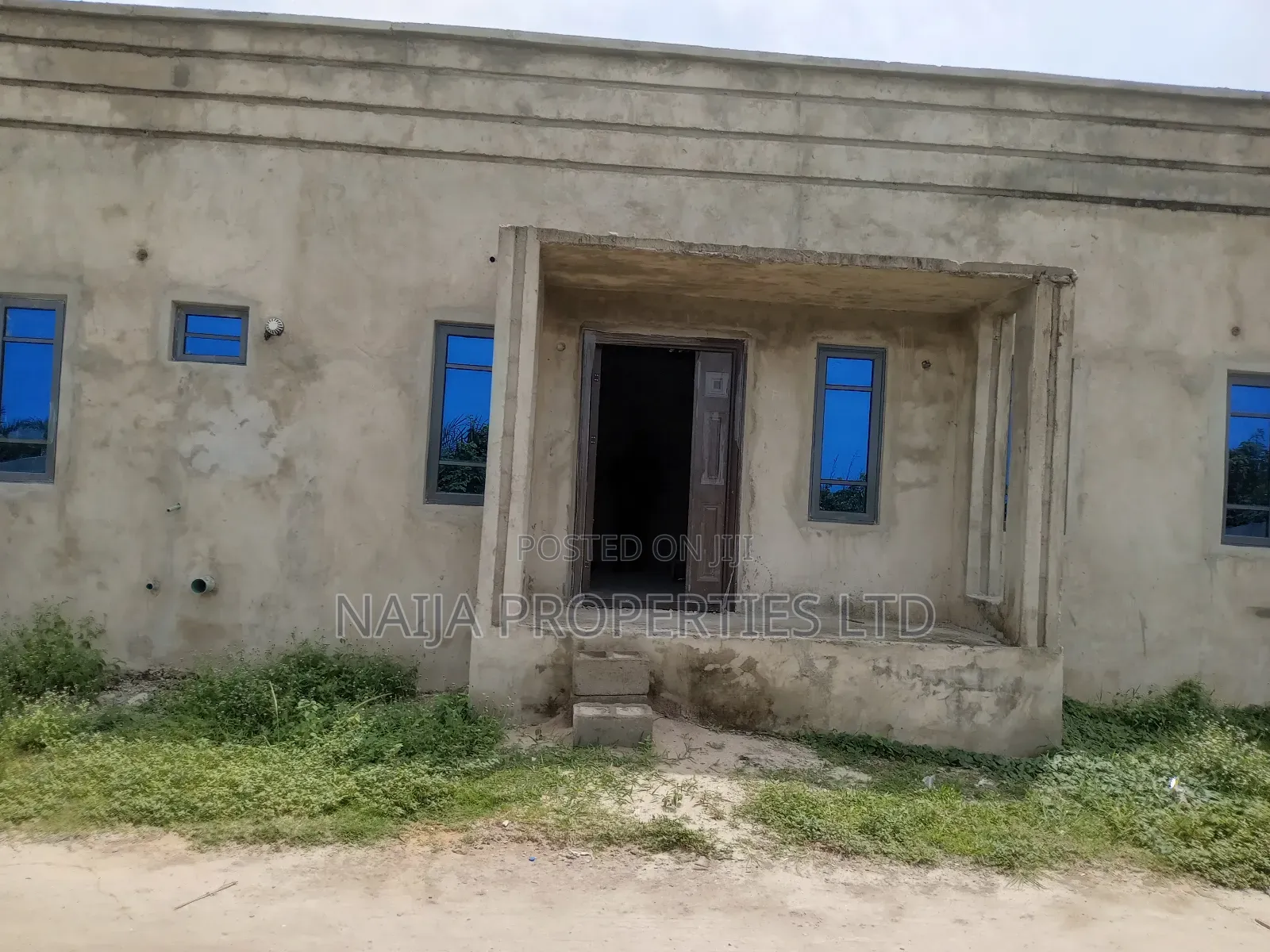 4bdrm Bungalow in Oribanwa Phase 2, Lakowe for sale