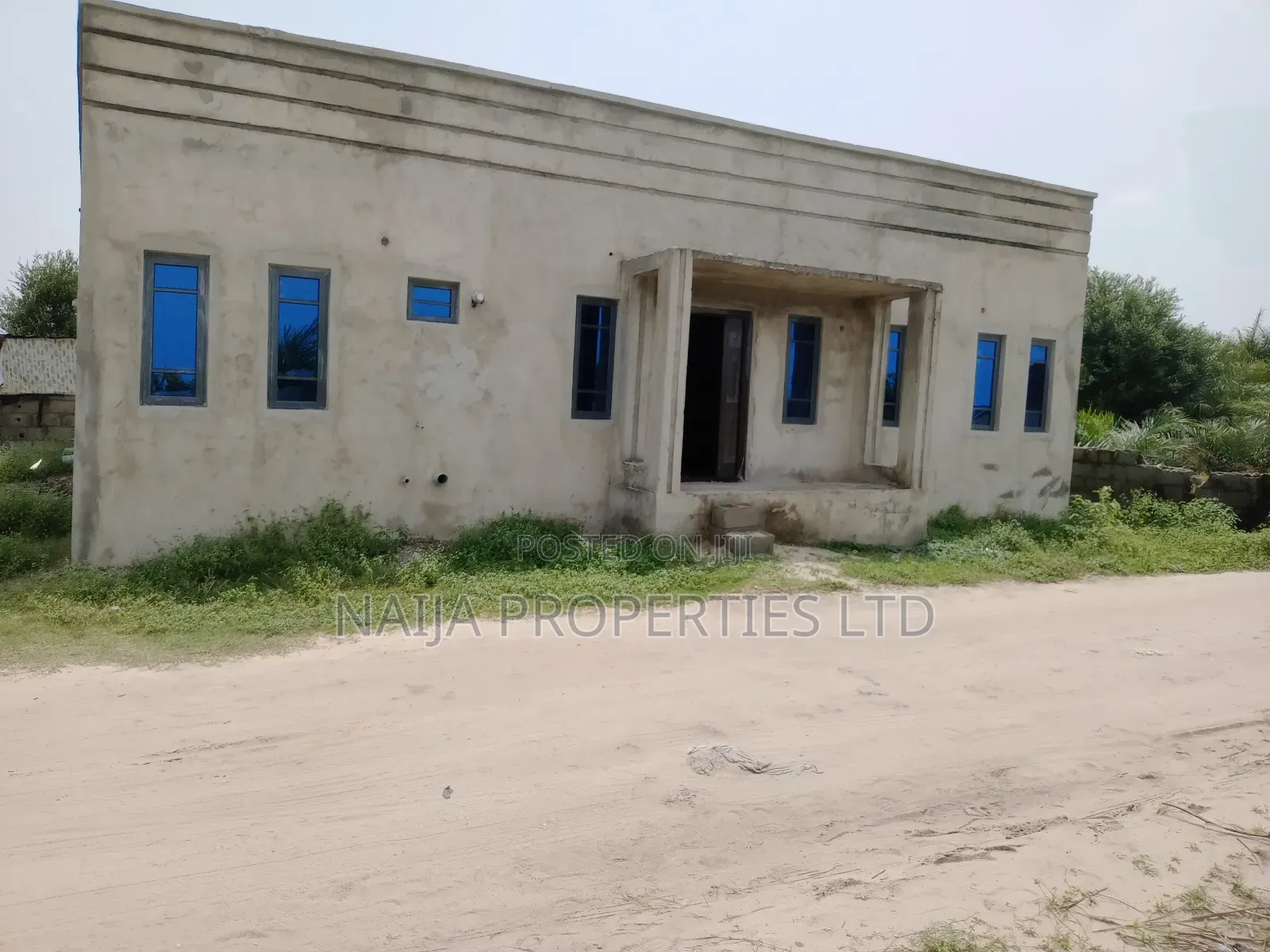 4bdrm Bungalow in Oribanwa Phase 2, Lakowe for sale