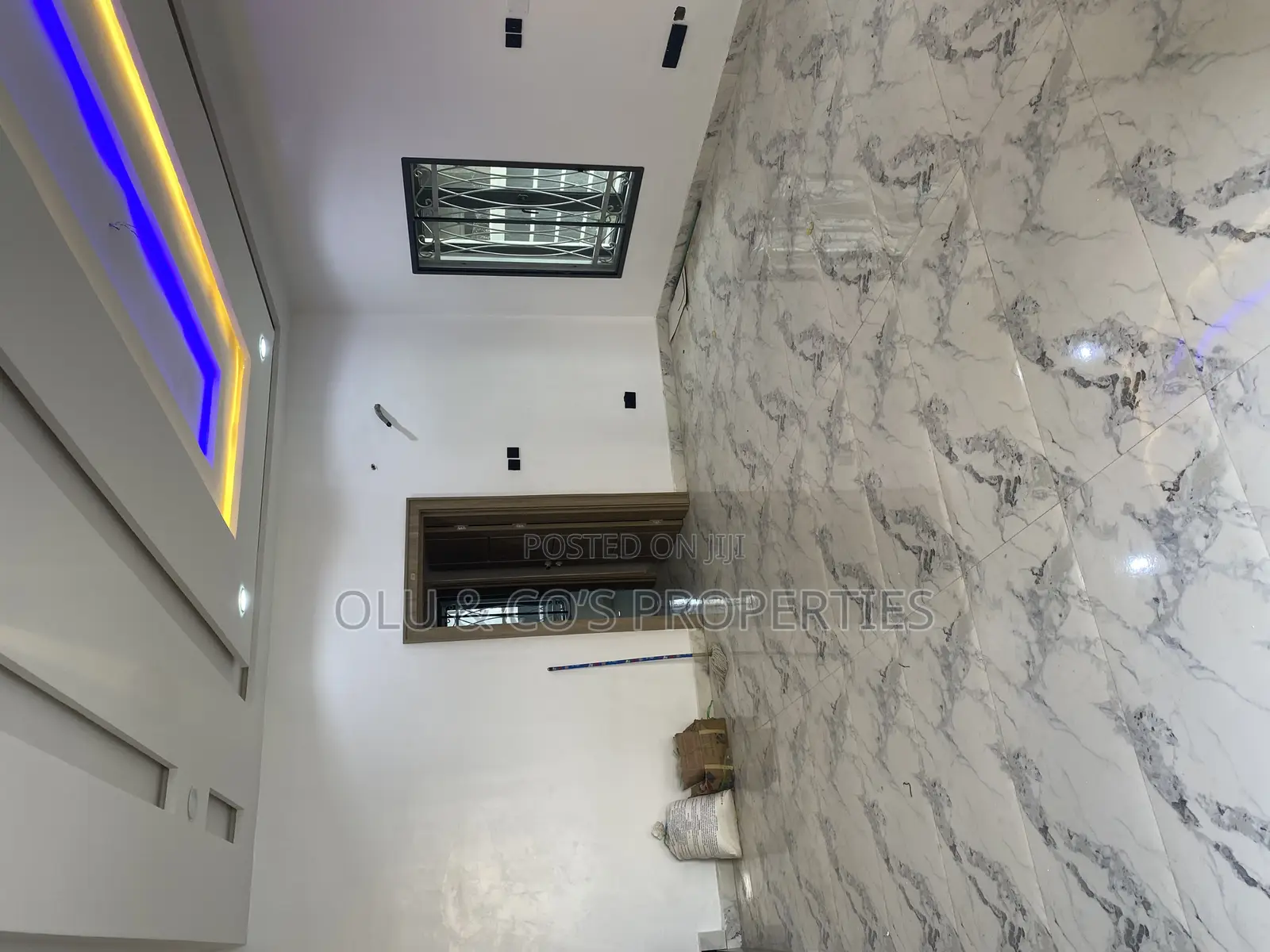 4bdrm Duplex in Palm Height Estate 🏡, Lugbe District for rent