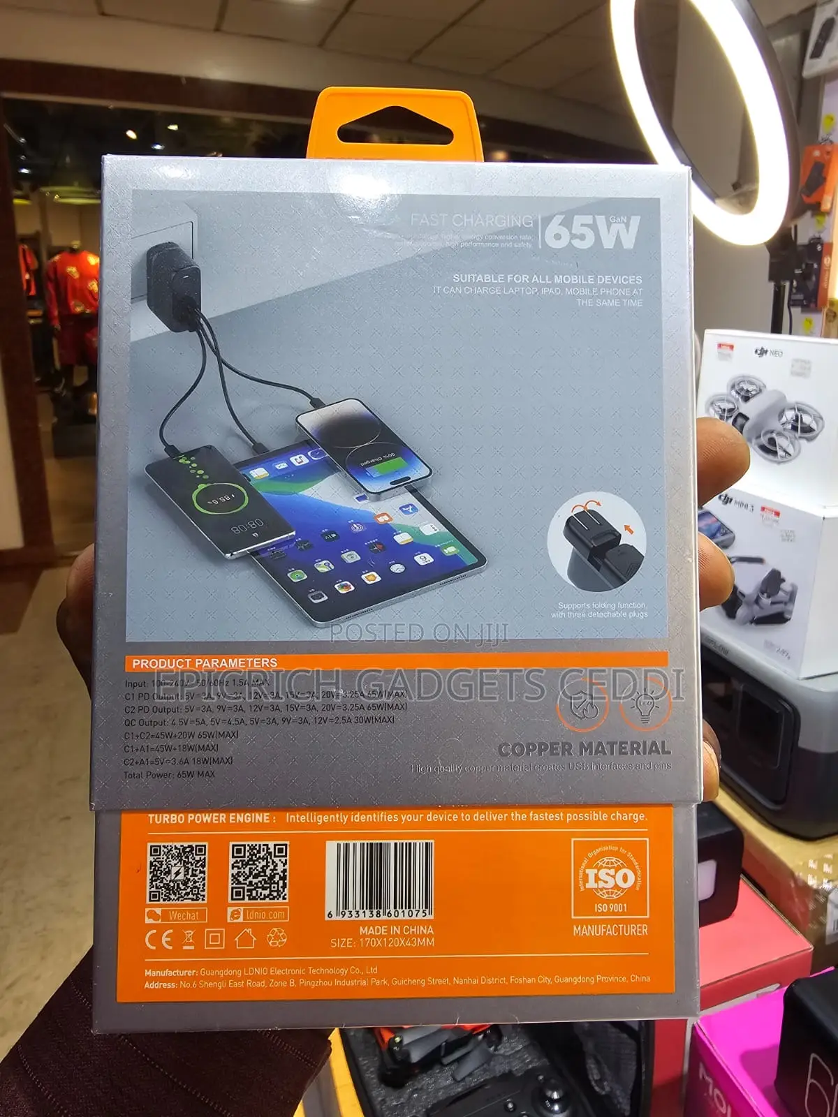 Ldnio 65w Gan Universal Travel Adapter and Fast Charger