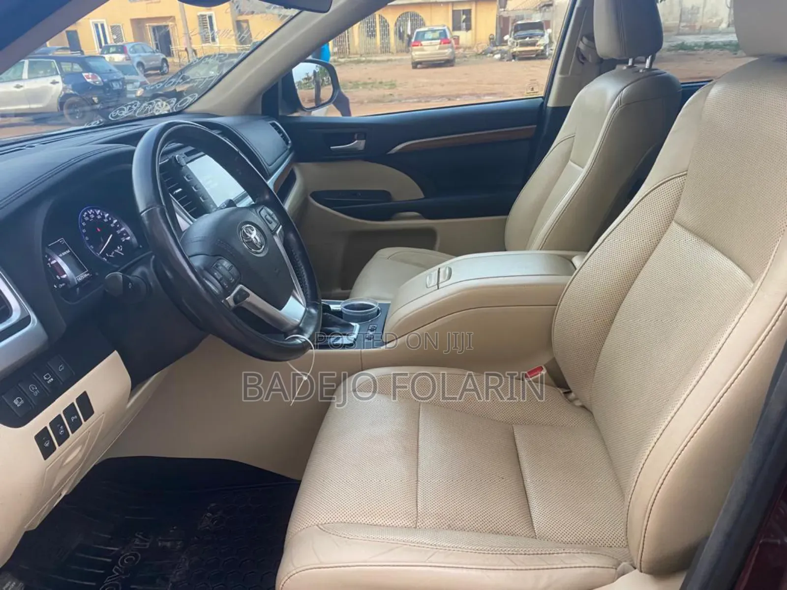 Toyota Highlander Limited Platinum 4x2 V6 (3.5L 6cyl 8A) 2017 Red