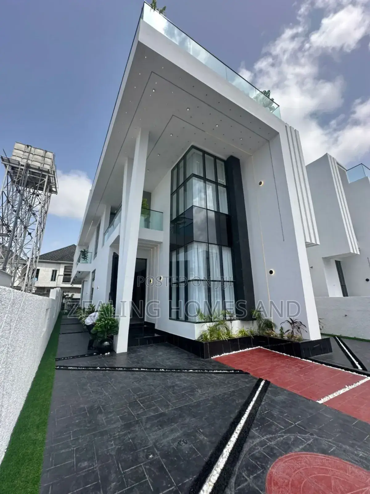 Furnished 5bdrm Duplex in Chevron Drive for sale