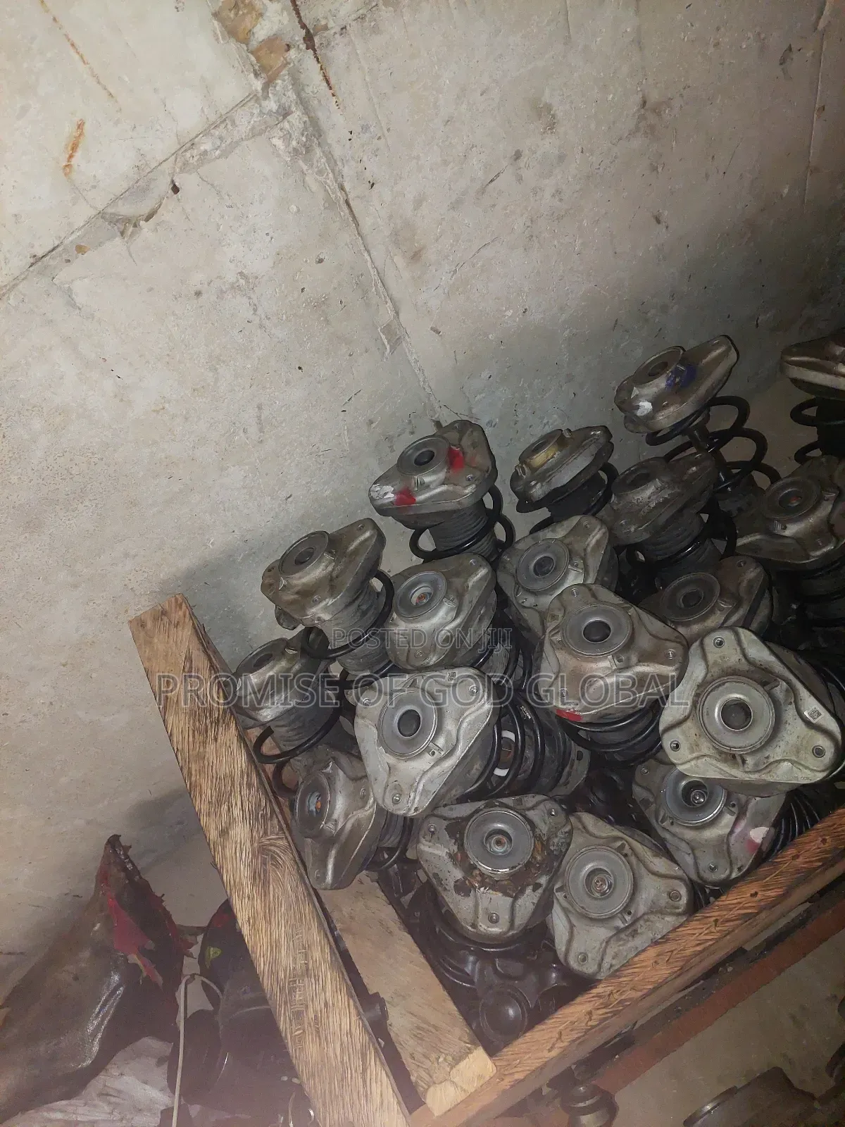 Mercedes Benz 212 Front Shock