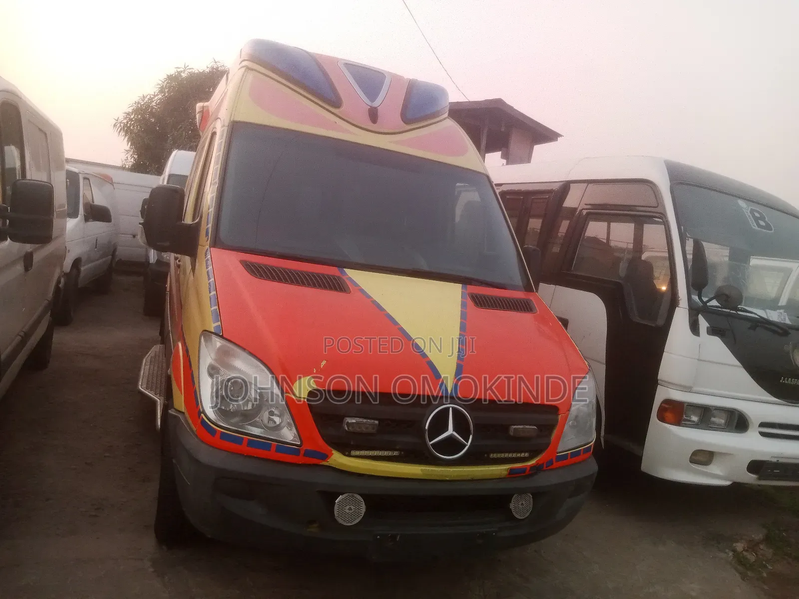Mercedes-Benz Sprinter 2009 Yellow