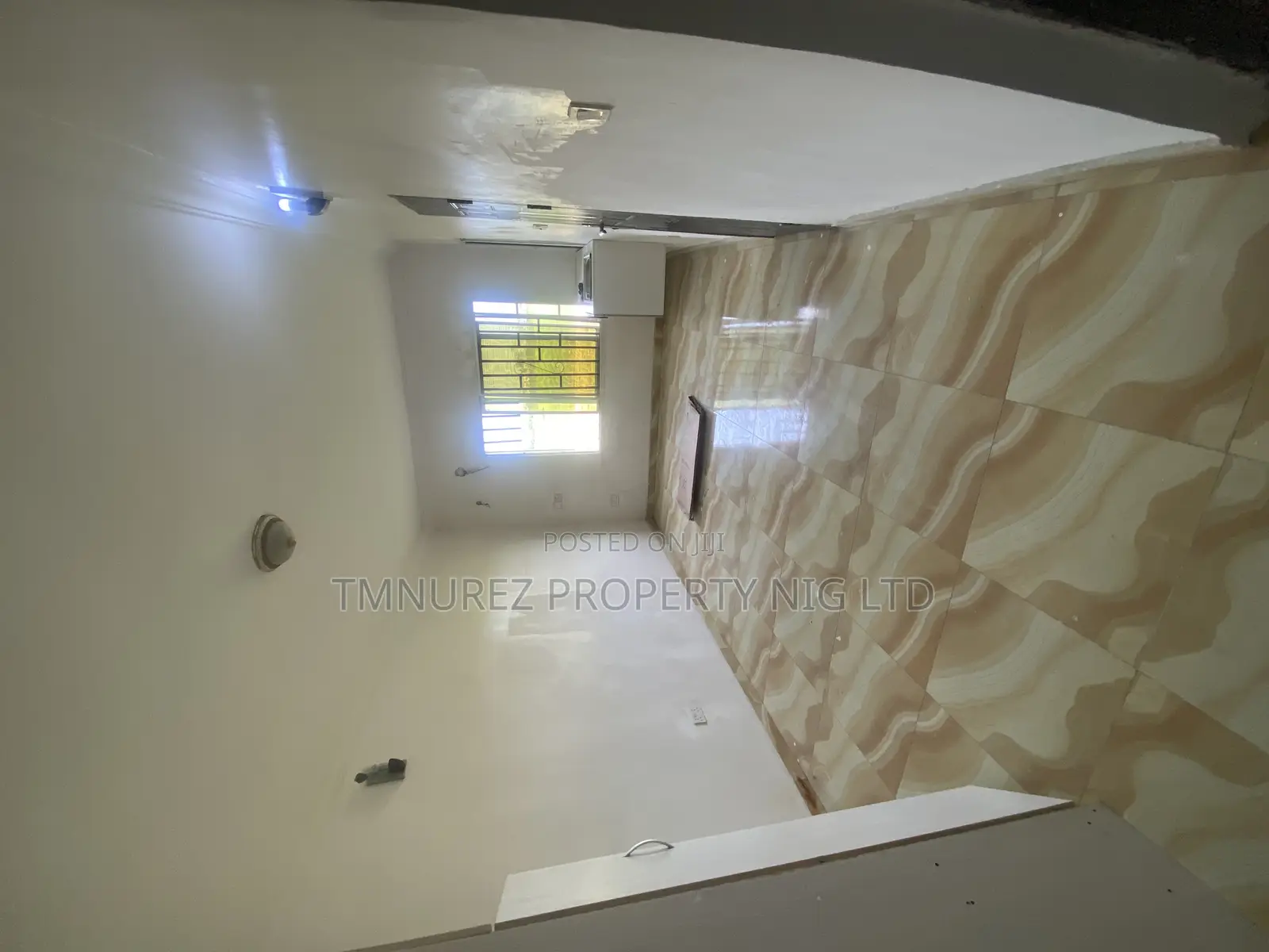 Studio Apartment in Chevron Drive for rent
