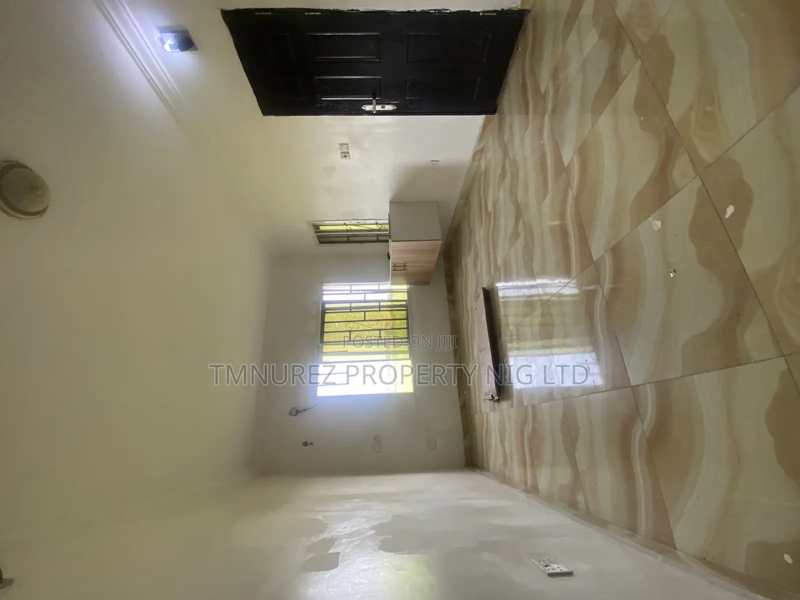 Studio Apartment in Chevron Drive for rent