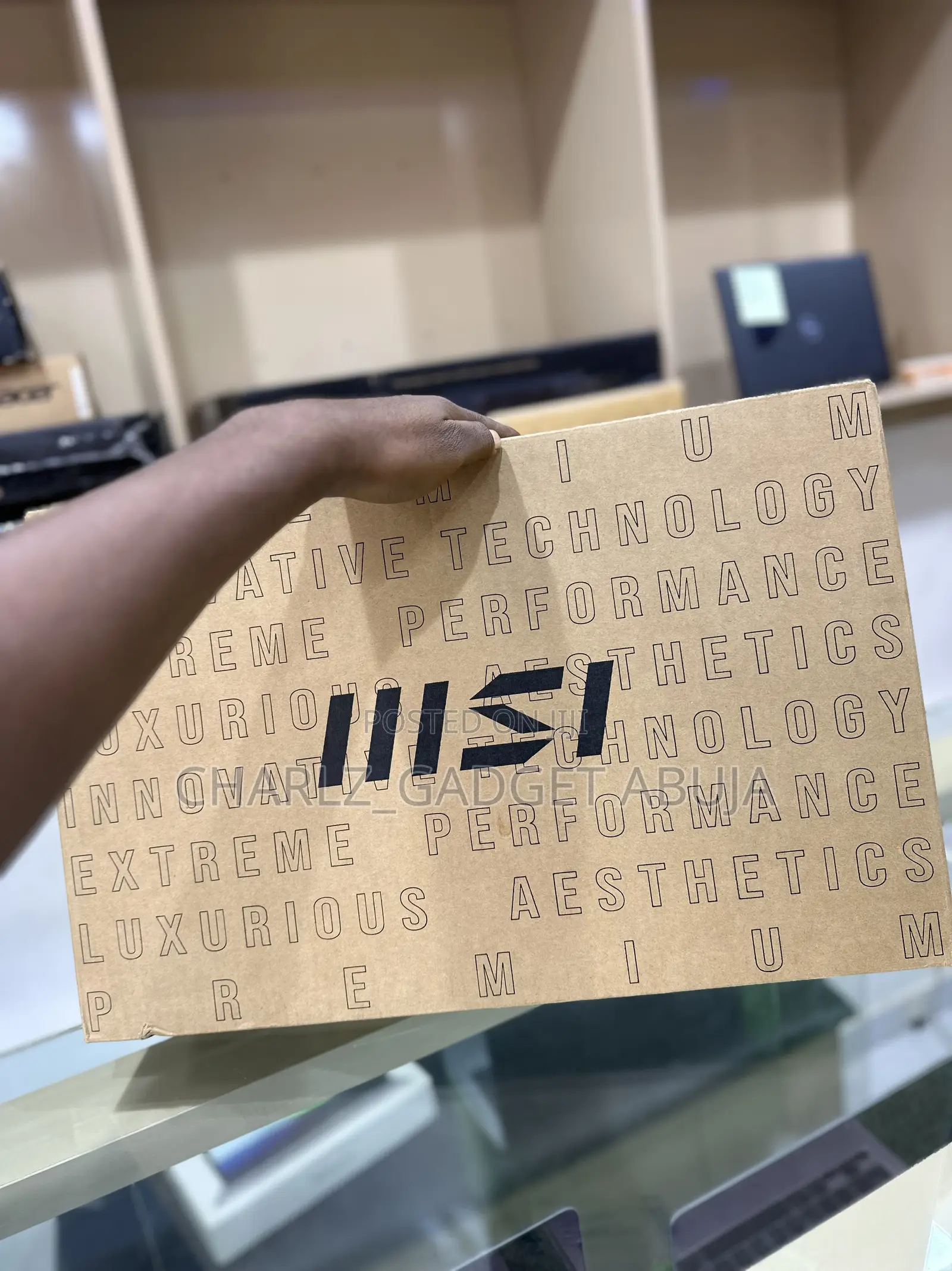 New Laptop MSI Katana 15 16GB Intel Core I7 SSD 512GB