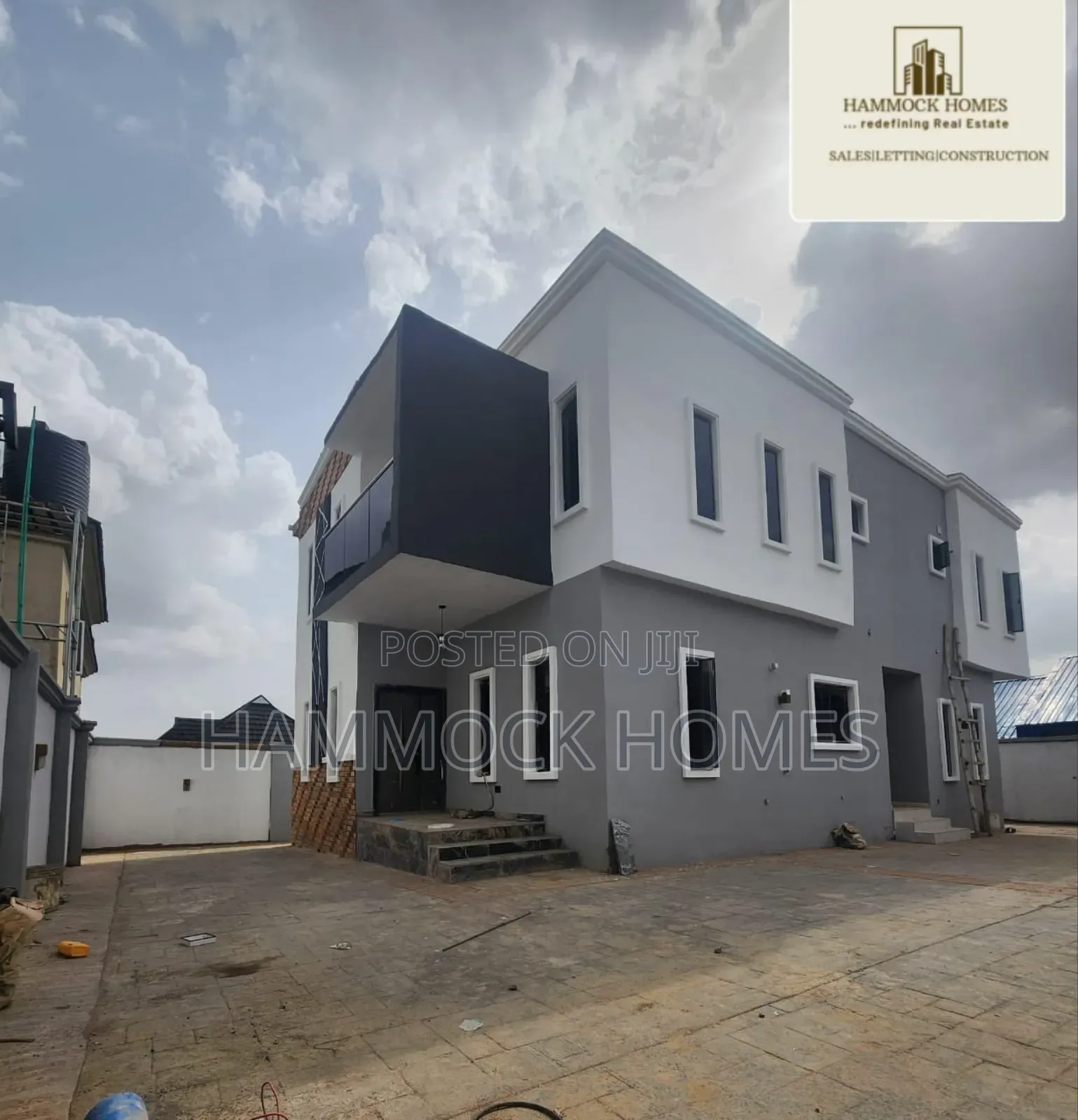 4bdrm Duplex in Kolapo Ishola Gra, Akobo for sale