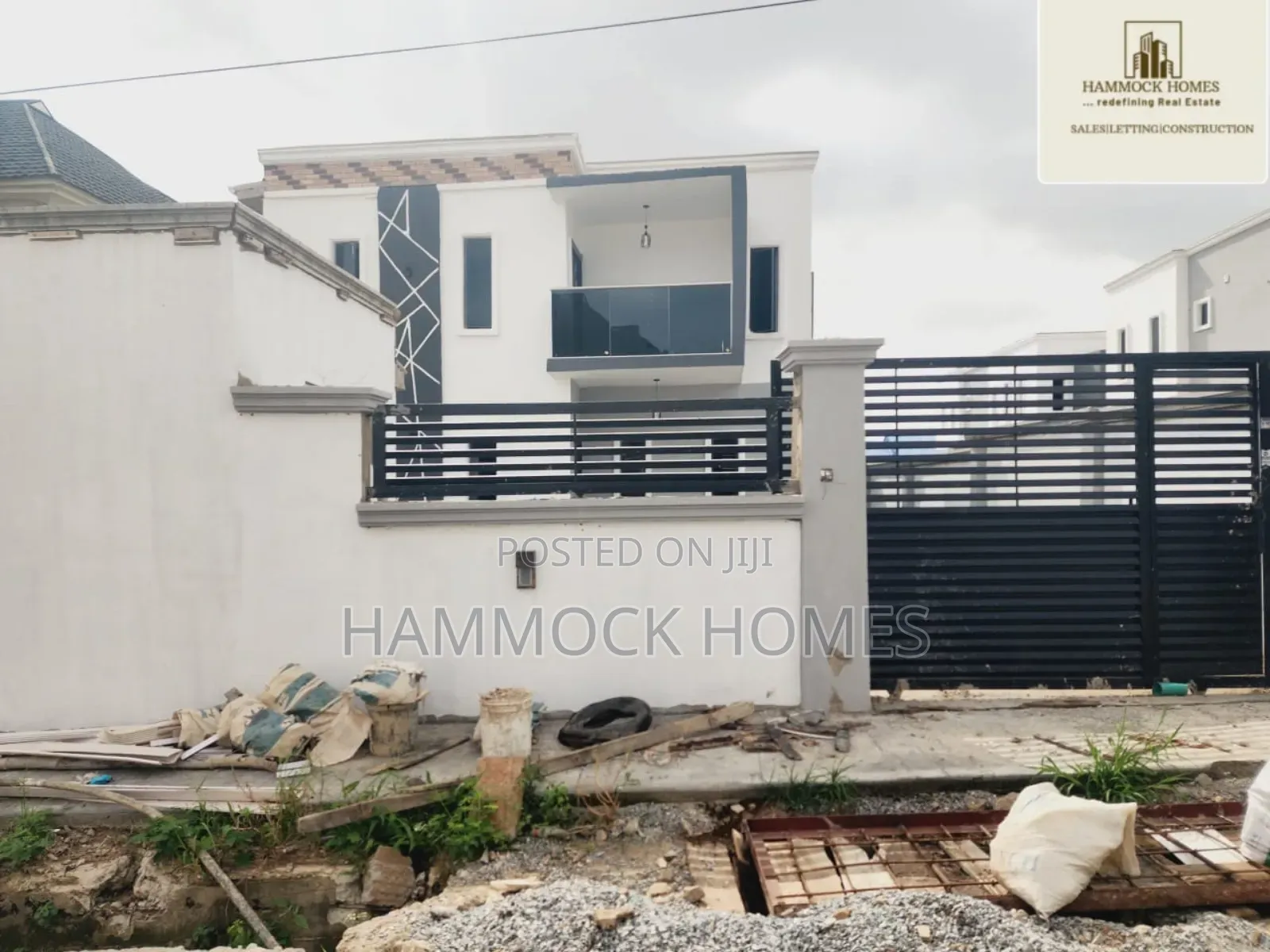 4bdrm Duplex in Kolapo Ishola Gra, Akobo for sale