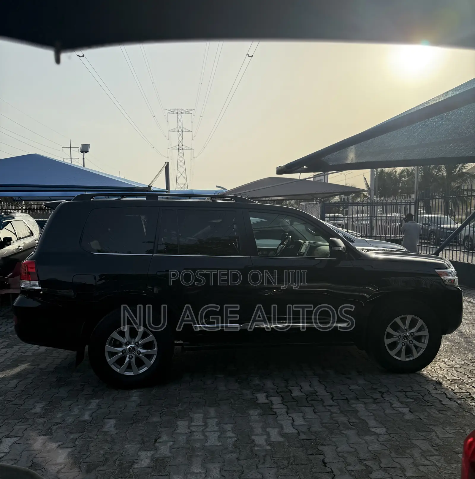 Toyota Land Cruiser 5.7 V8 GXR 2016 Black