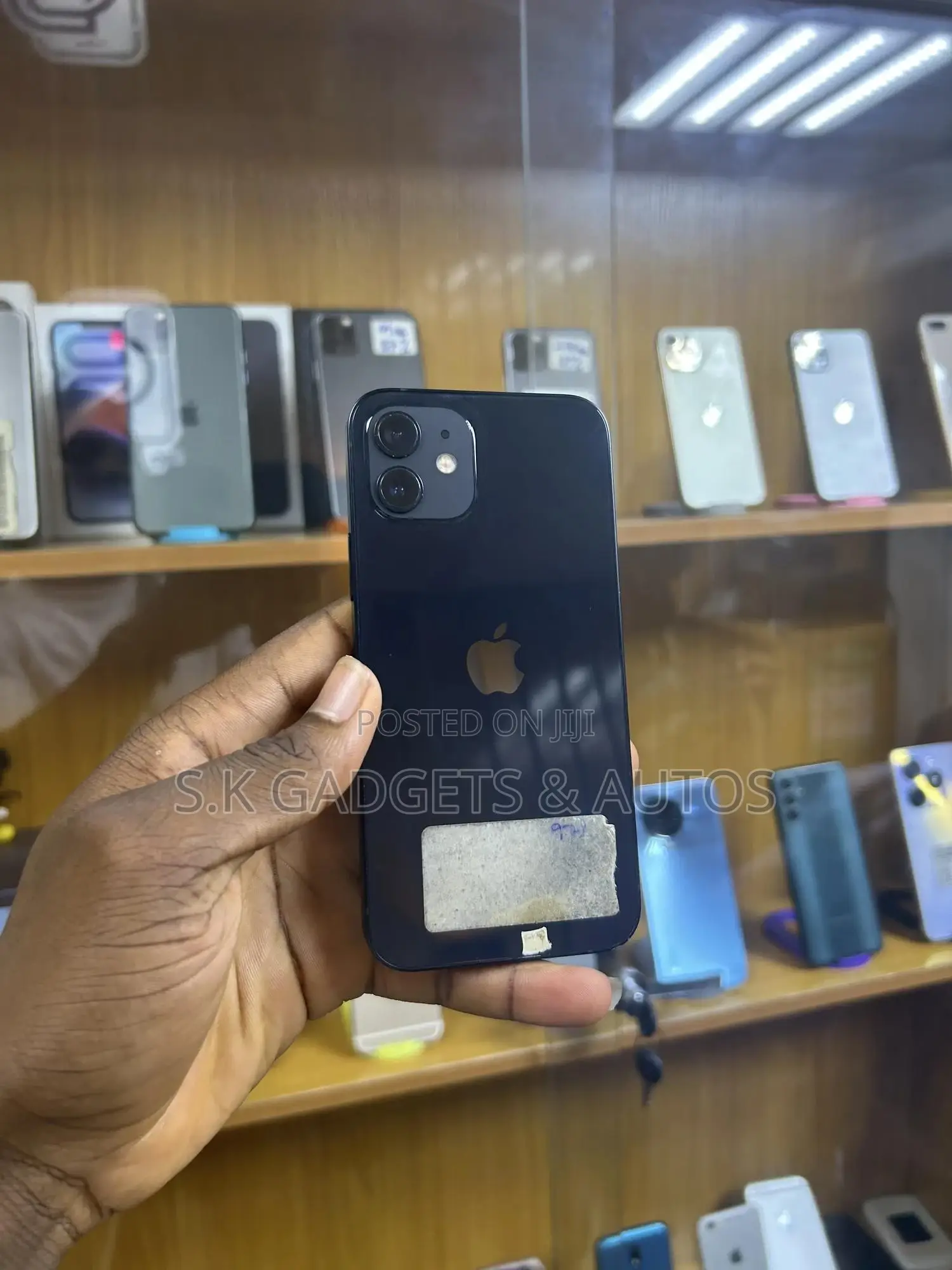 Apple iPhone 12 64 GB Black