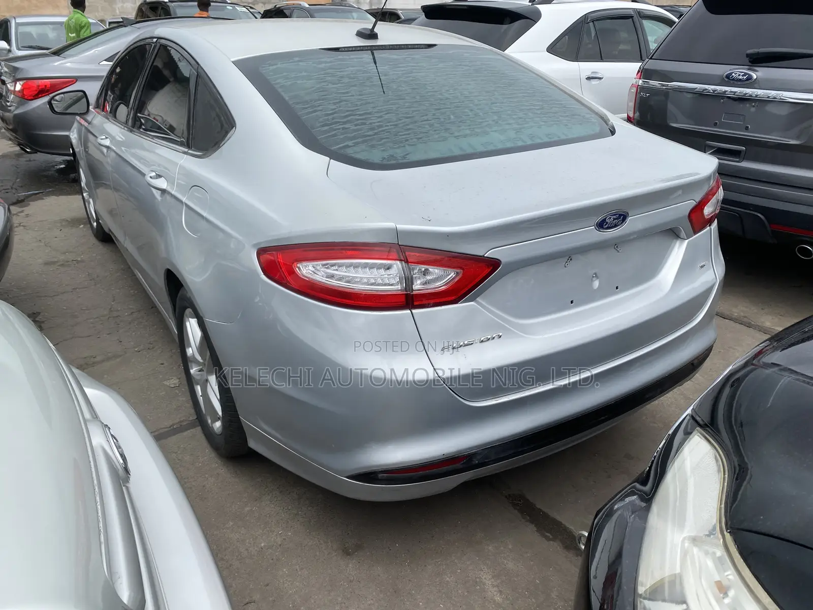 Ford Fusion SE 4dr Sedan (2.5L 4cyl 6A) 2014 Silver