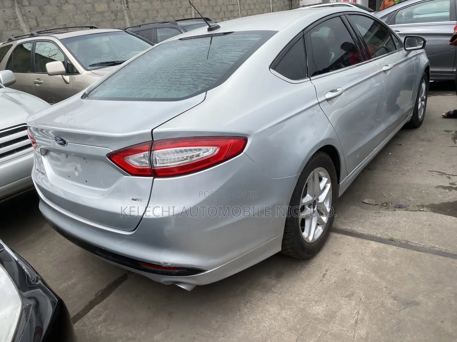 Ford Fusion SE 4dr Sedan (2.5L 4cyl 6A) 2014 Silver