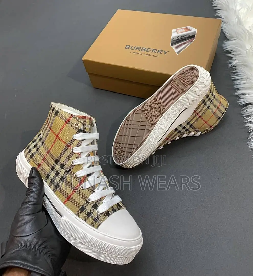 Luxury Burberry Sneakers