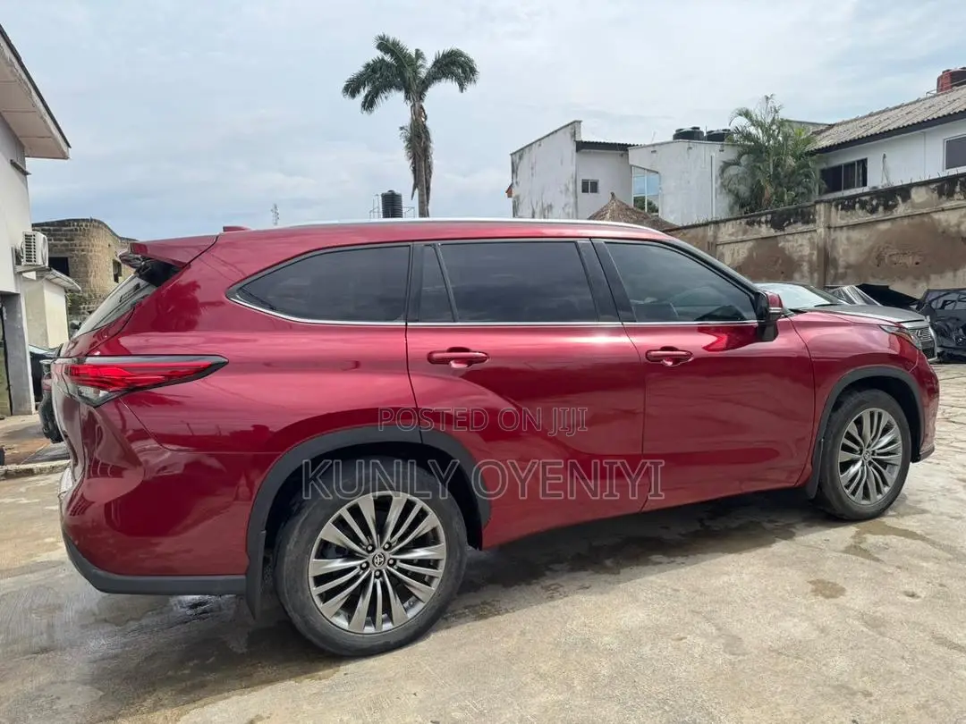 Toyota Highlander Platinum 2021 Burgundy